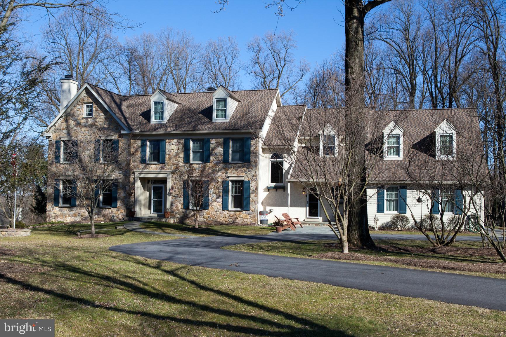WHITEHORSE - Residential