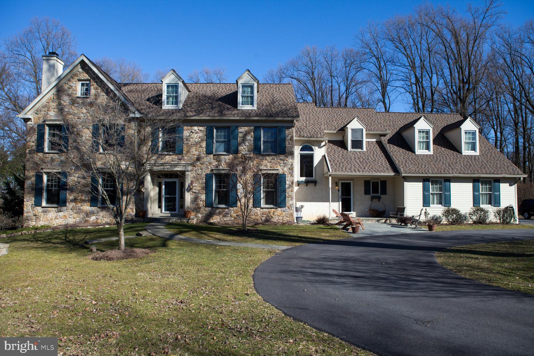 WHITEHORSE - Residential