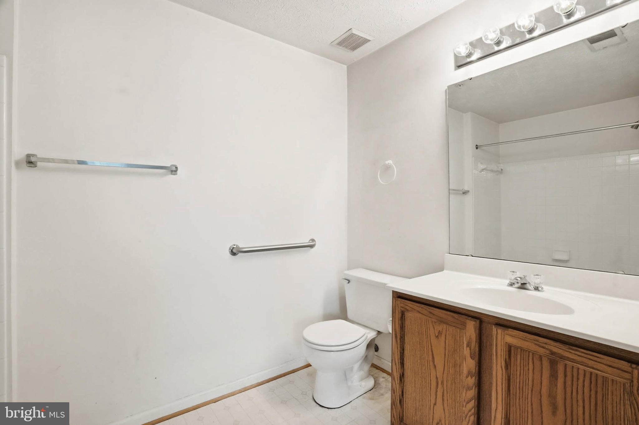 PINEY ORCHARD - Residential