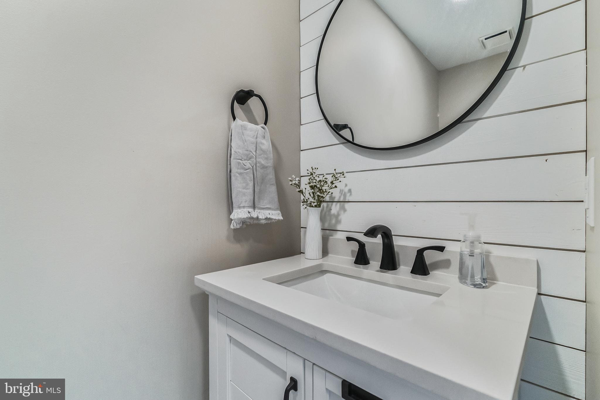 WETHERSFIELD - Residential