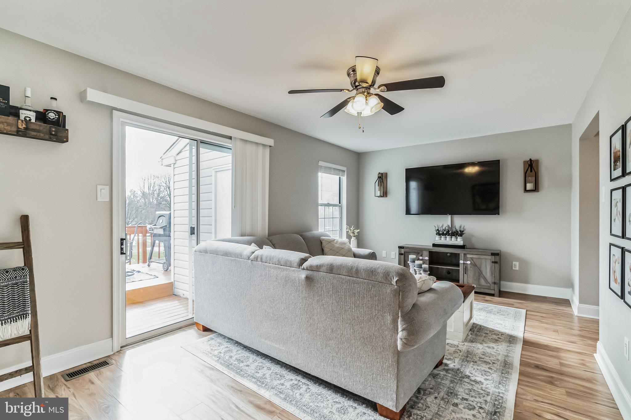 WETHERSFIELD - Residential