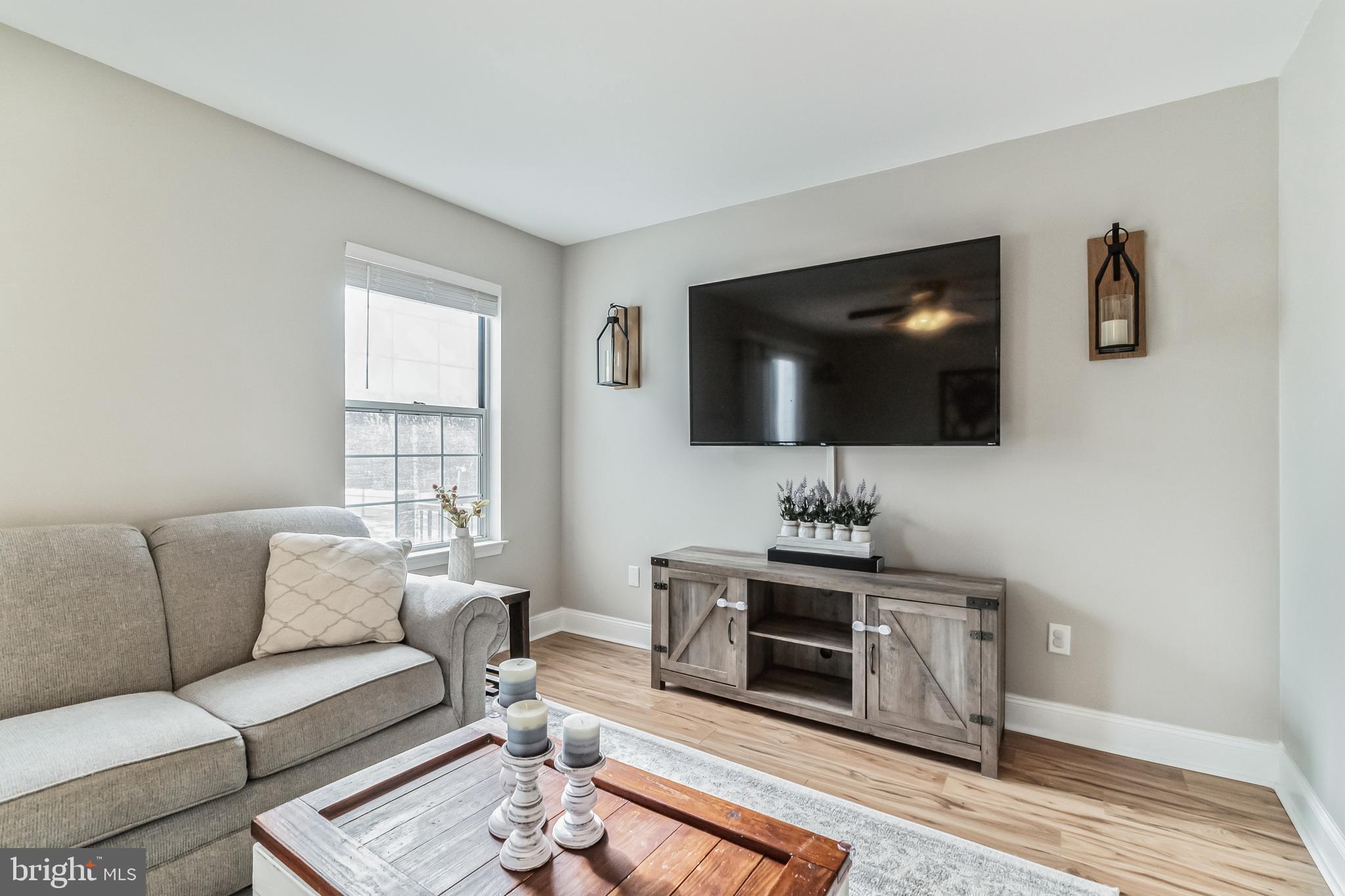 WETHERSFIELD - Residential