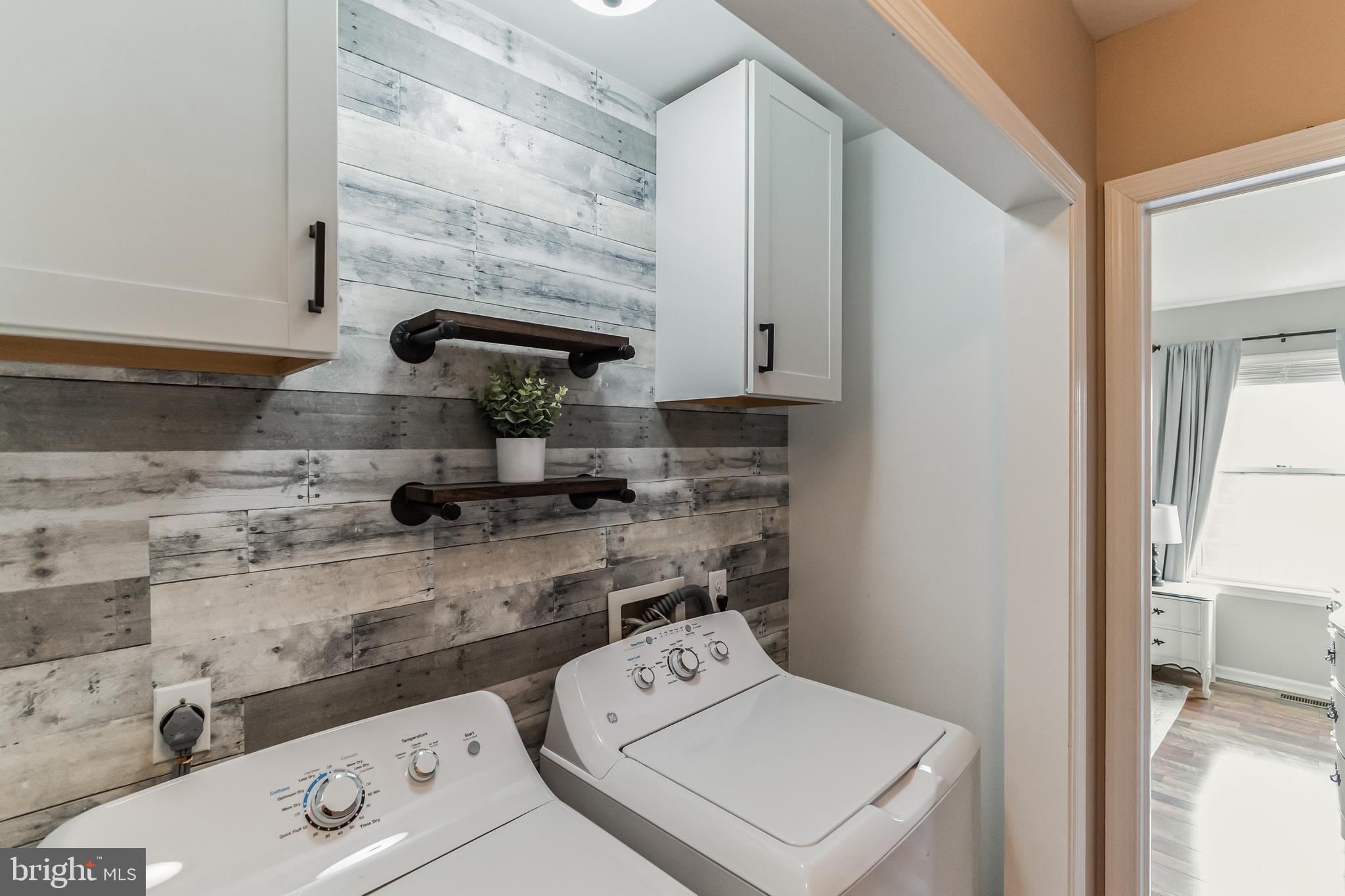 WETHERSFIELD - Residential