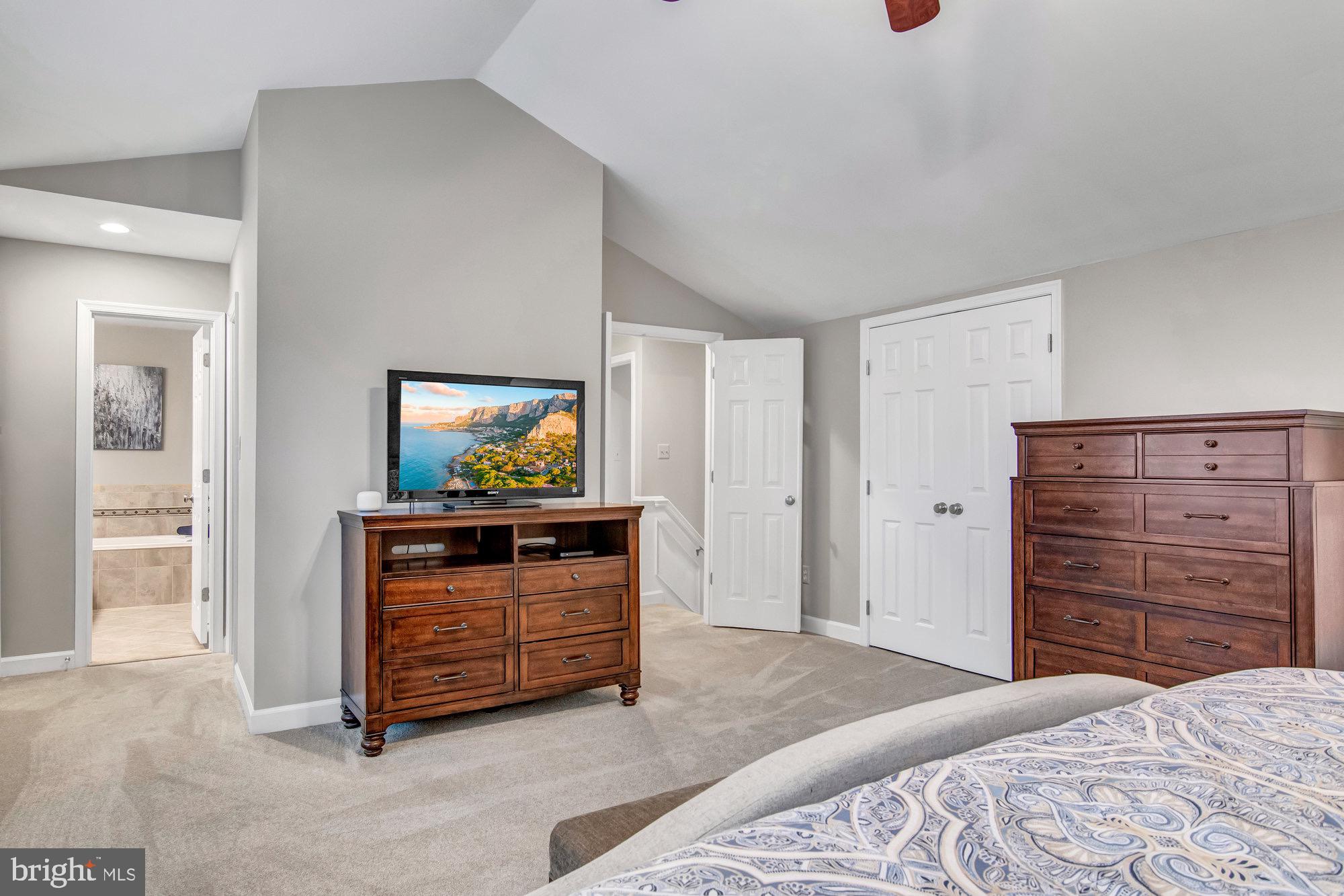 WESTPORT - Residential