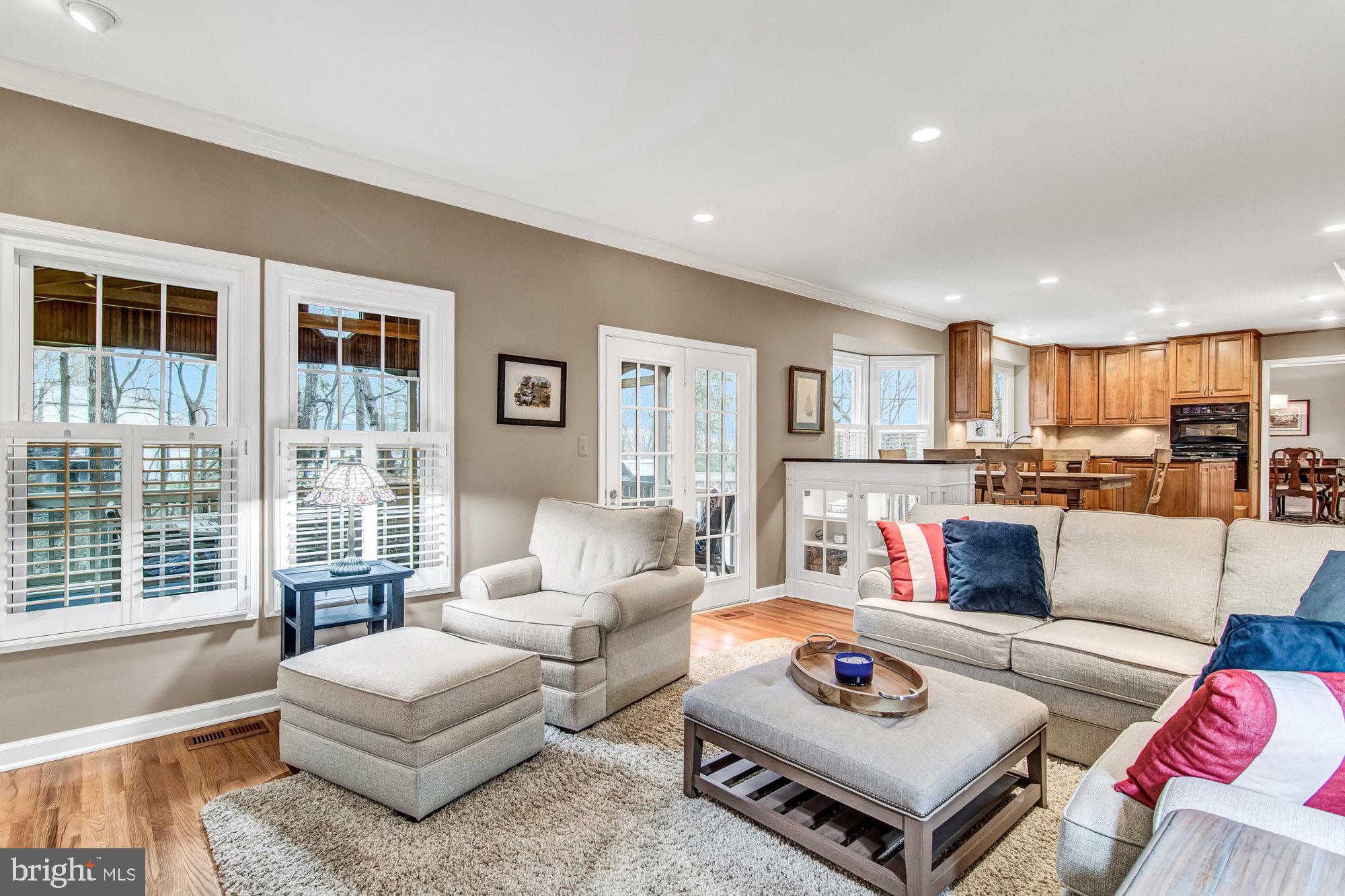 WESTPORT - Residential