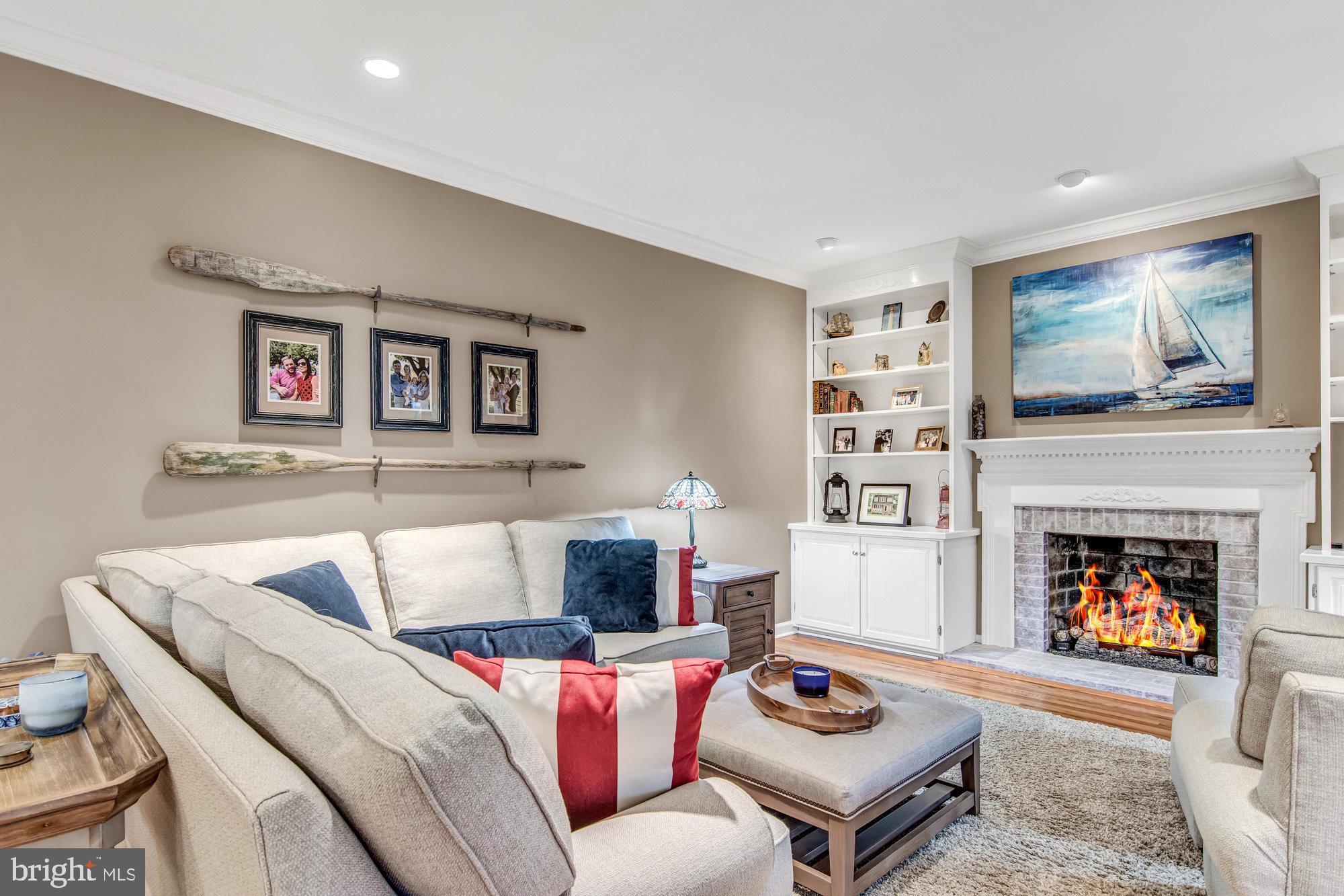 WESTPORT - Residential