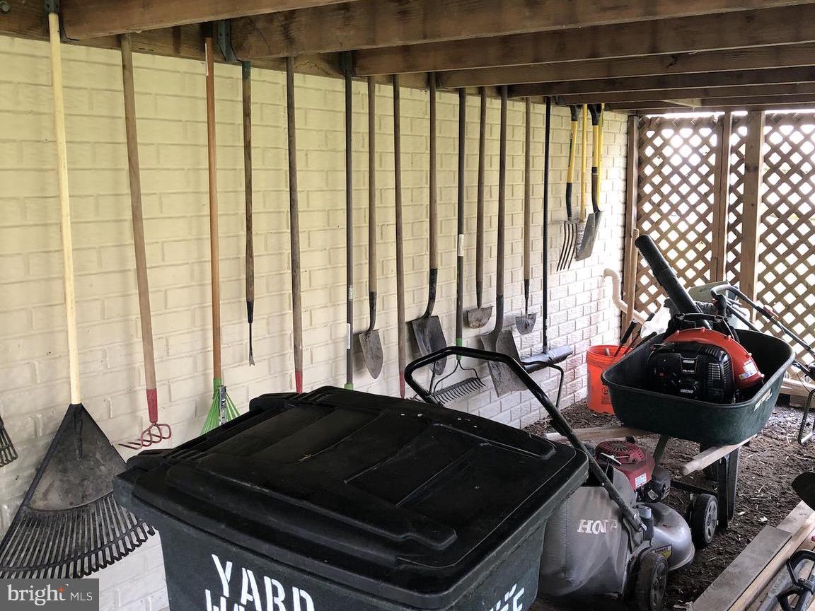 WESTPORT - Residential