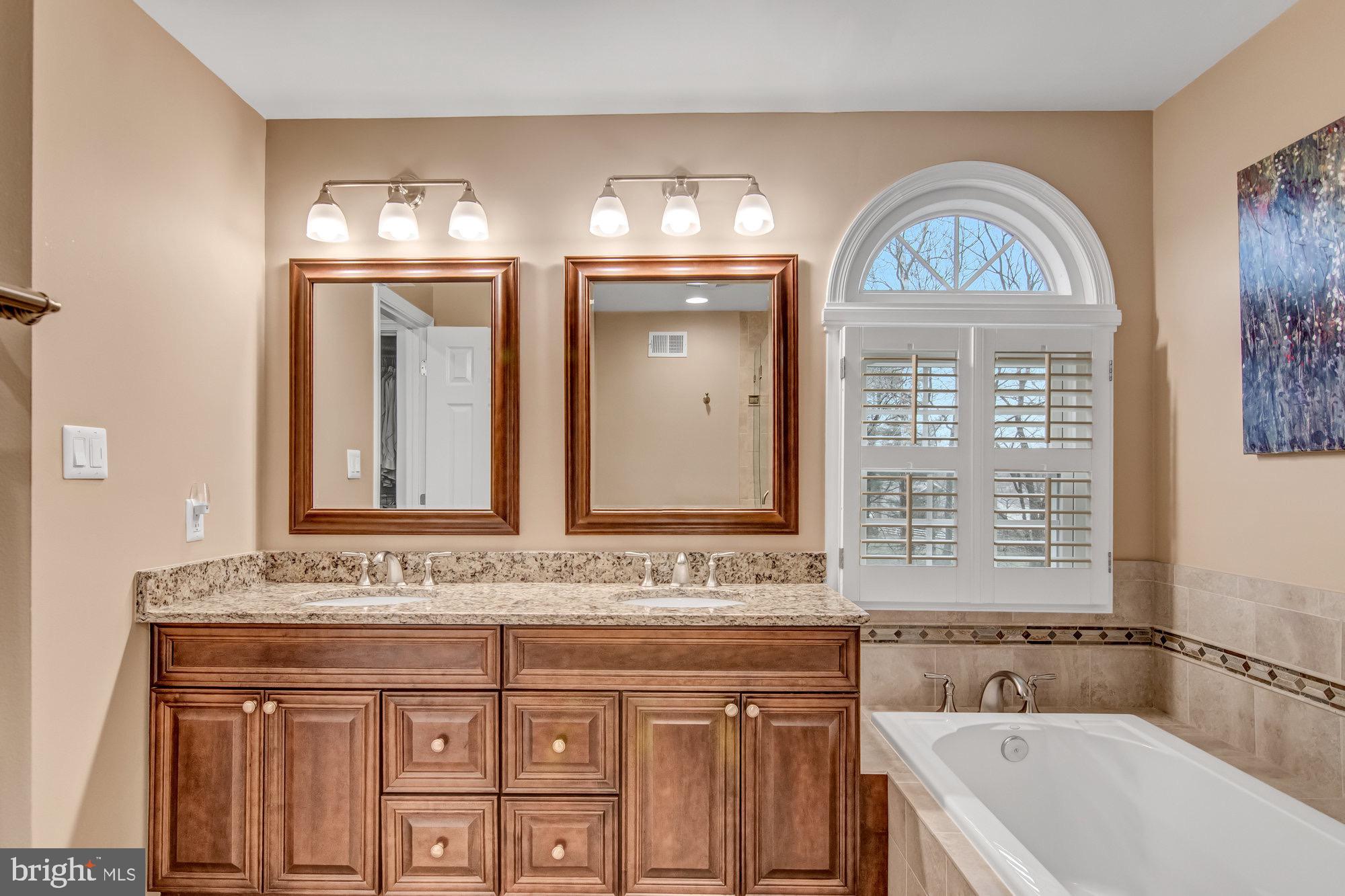 WESTPORT - Residential