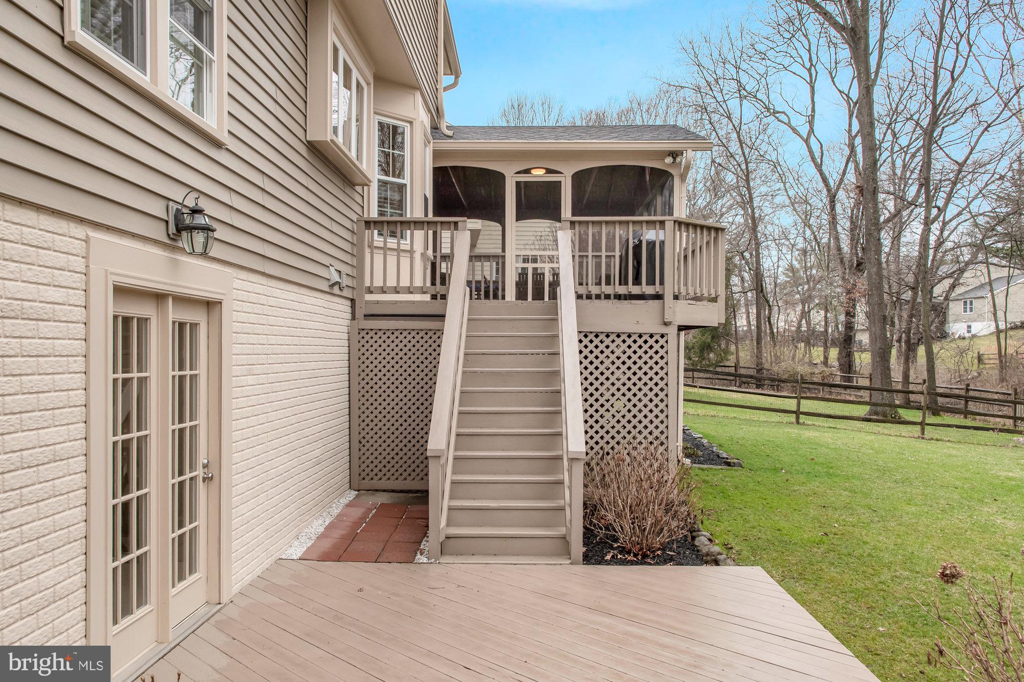 WESTPORT - Residential