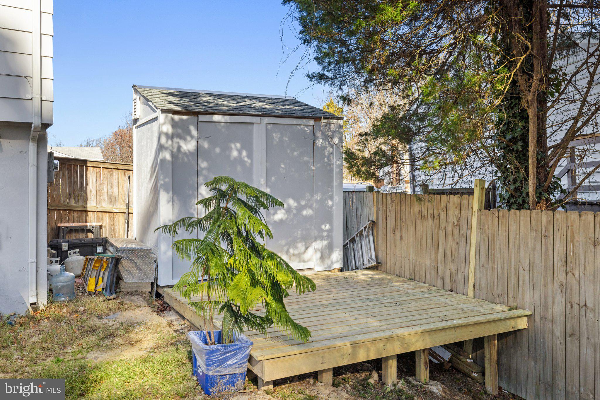 DALE CITY - Residential