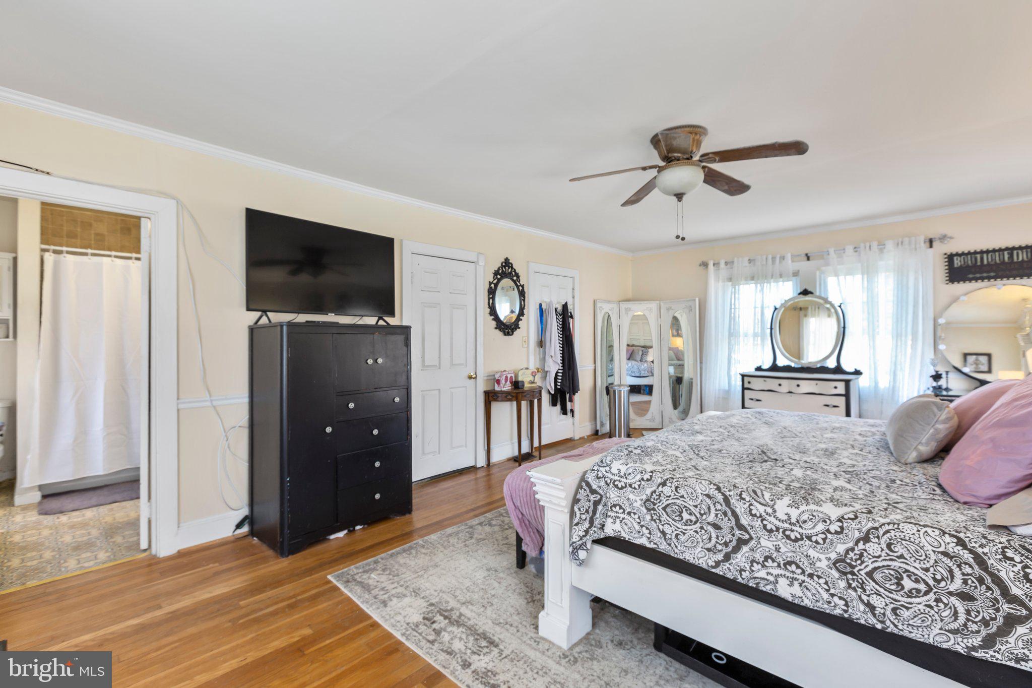 SPRING VALLEY - Residential