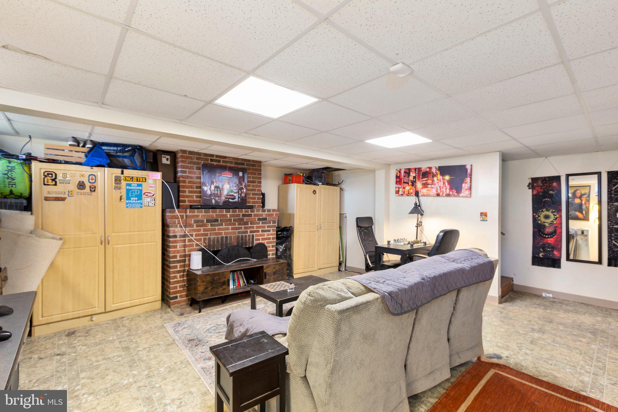 SPRING VALLEY - Residential