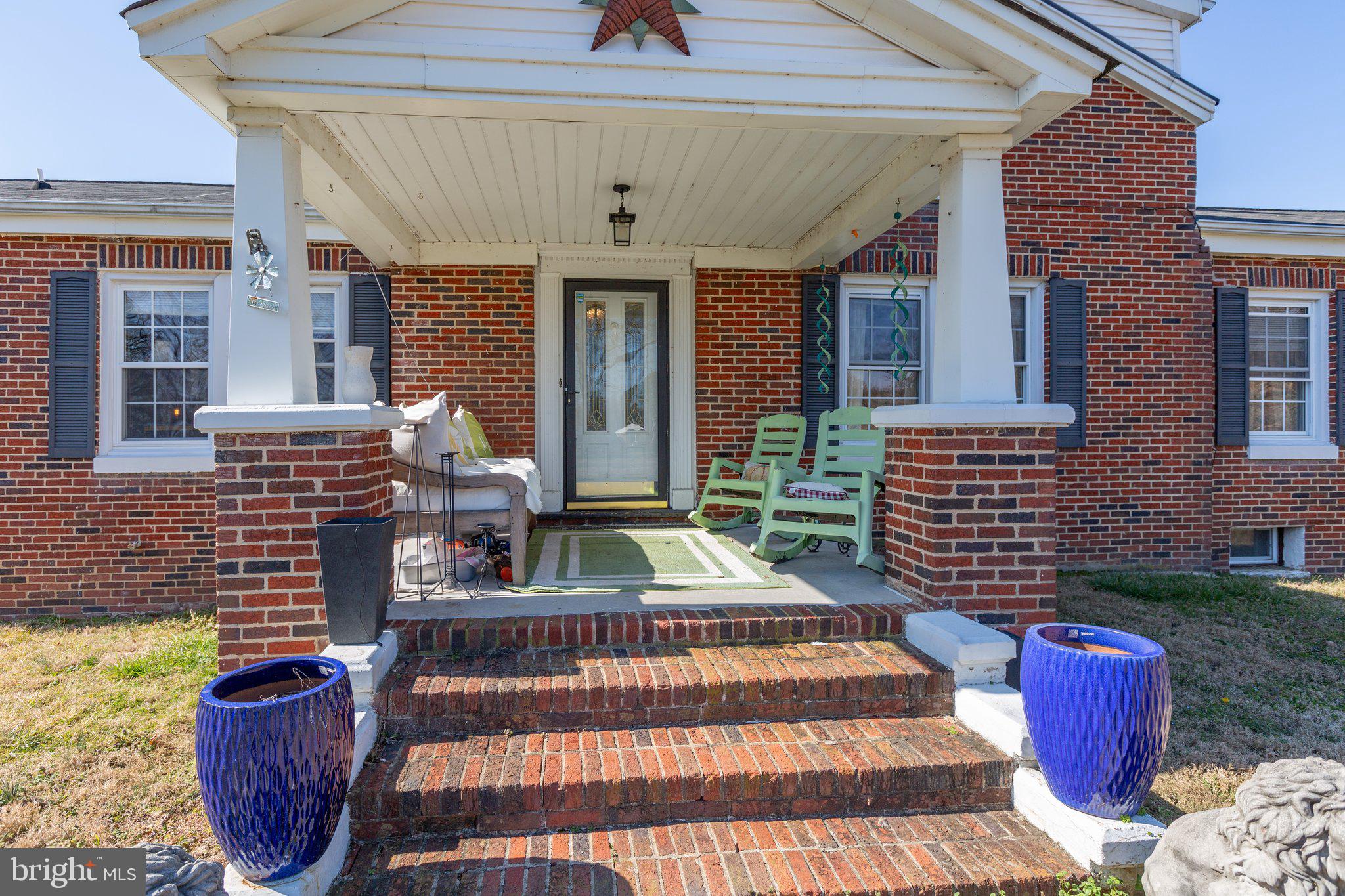 SPRING VALLEY - Residential