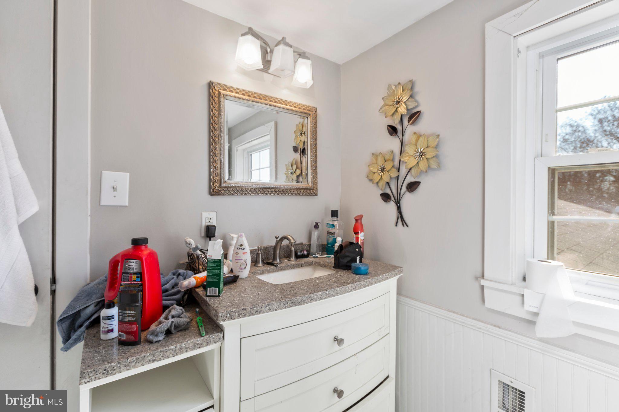 SPRING VALLEY - Residential