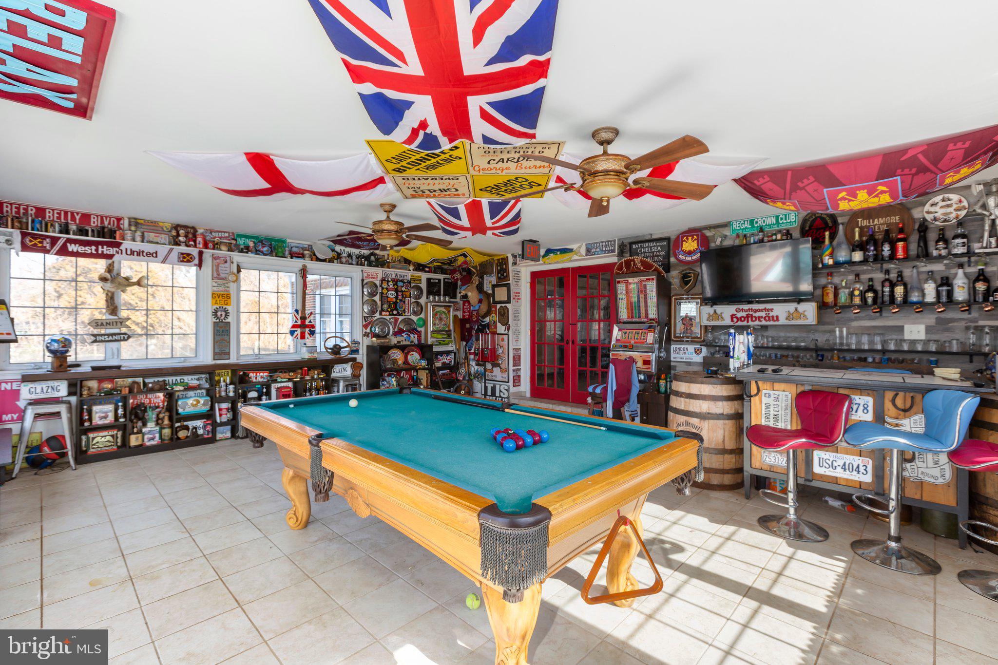 SPRING VALLEY - Residential