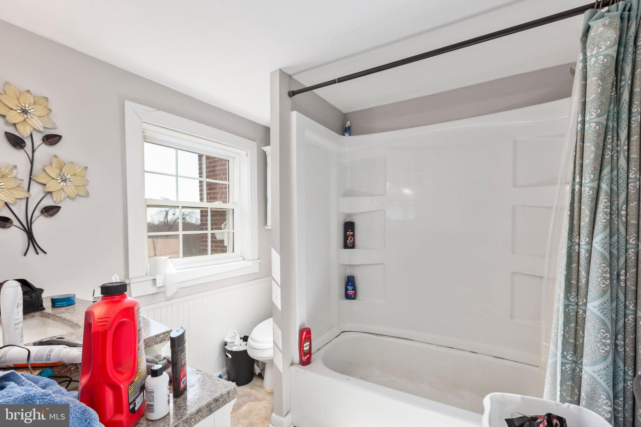 SPRING VALLEY - Residential