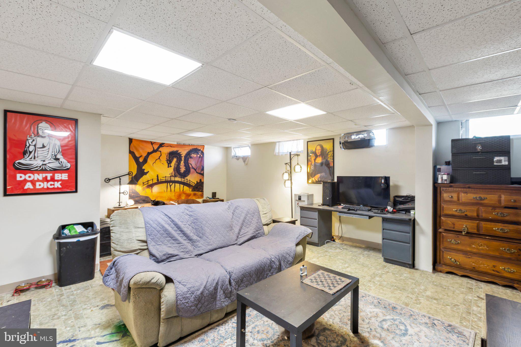 SPRING VALLEY - Residential