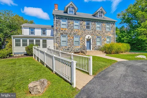 1834 Meetinghouse Road Unit 1458, Upper Chichester, PA MLS: PADE2101690