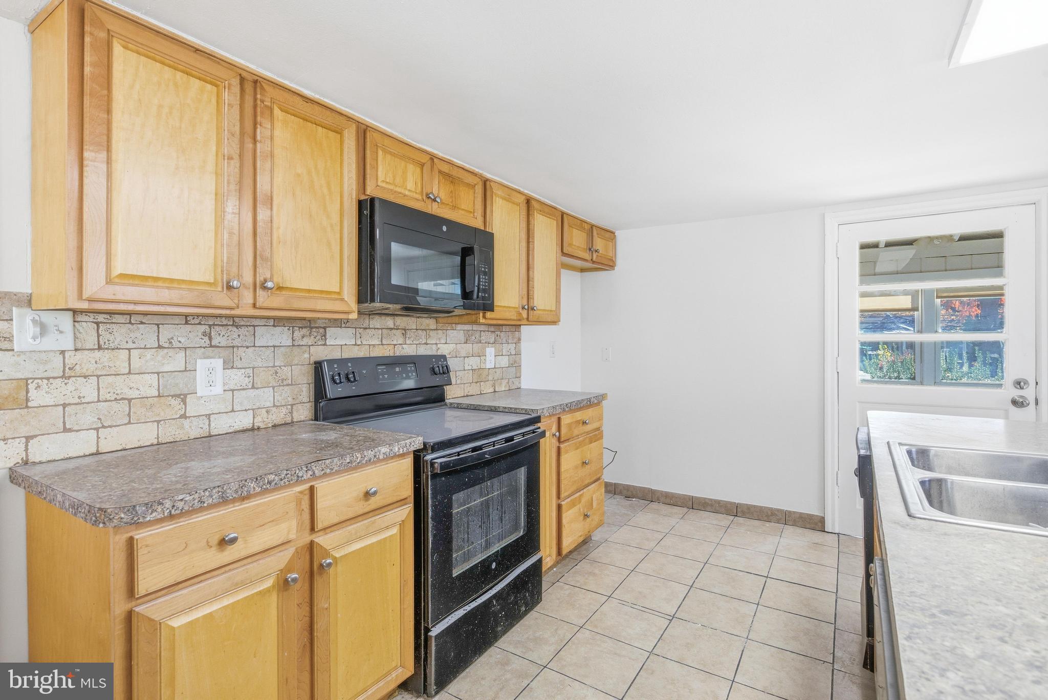 NAMAANS CREEK - Residential