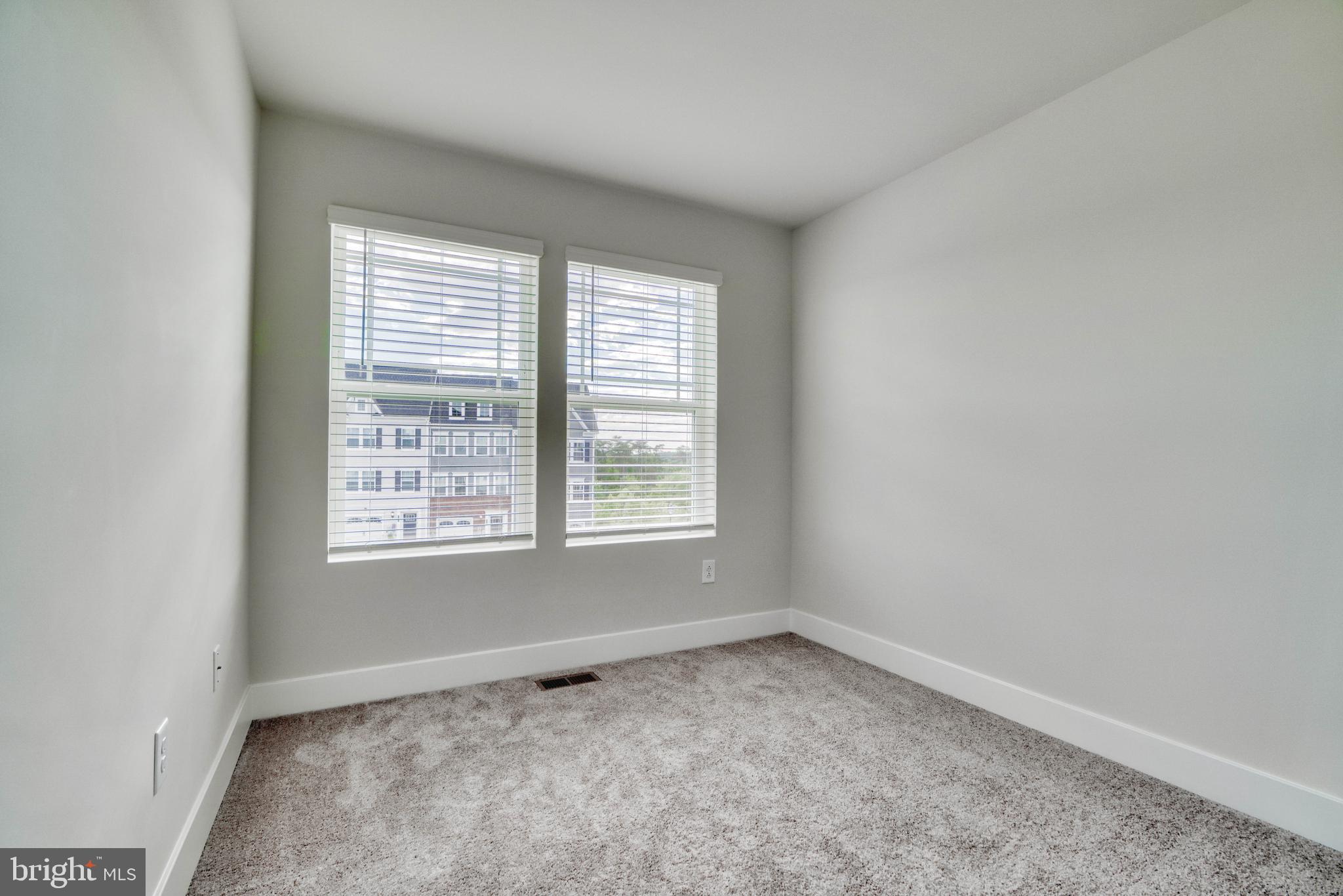PATAPSCO GLEN - Residential Lease