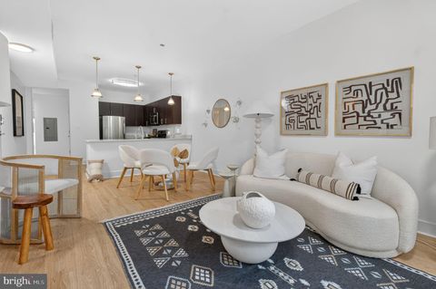 Photo of 1812 North Capitol Street NW #302, WASHINGTON, DC 20002 (MLS # DCDC2223048)