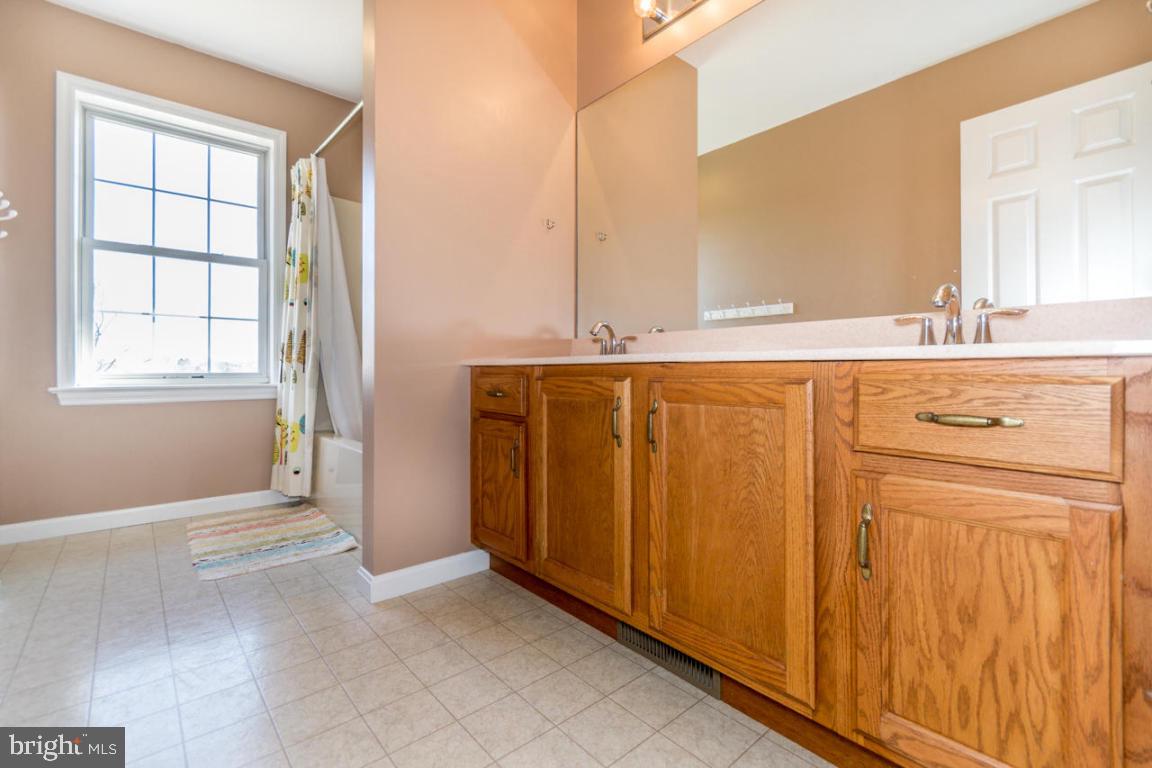 TANGLEWOOD - Residential