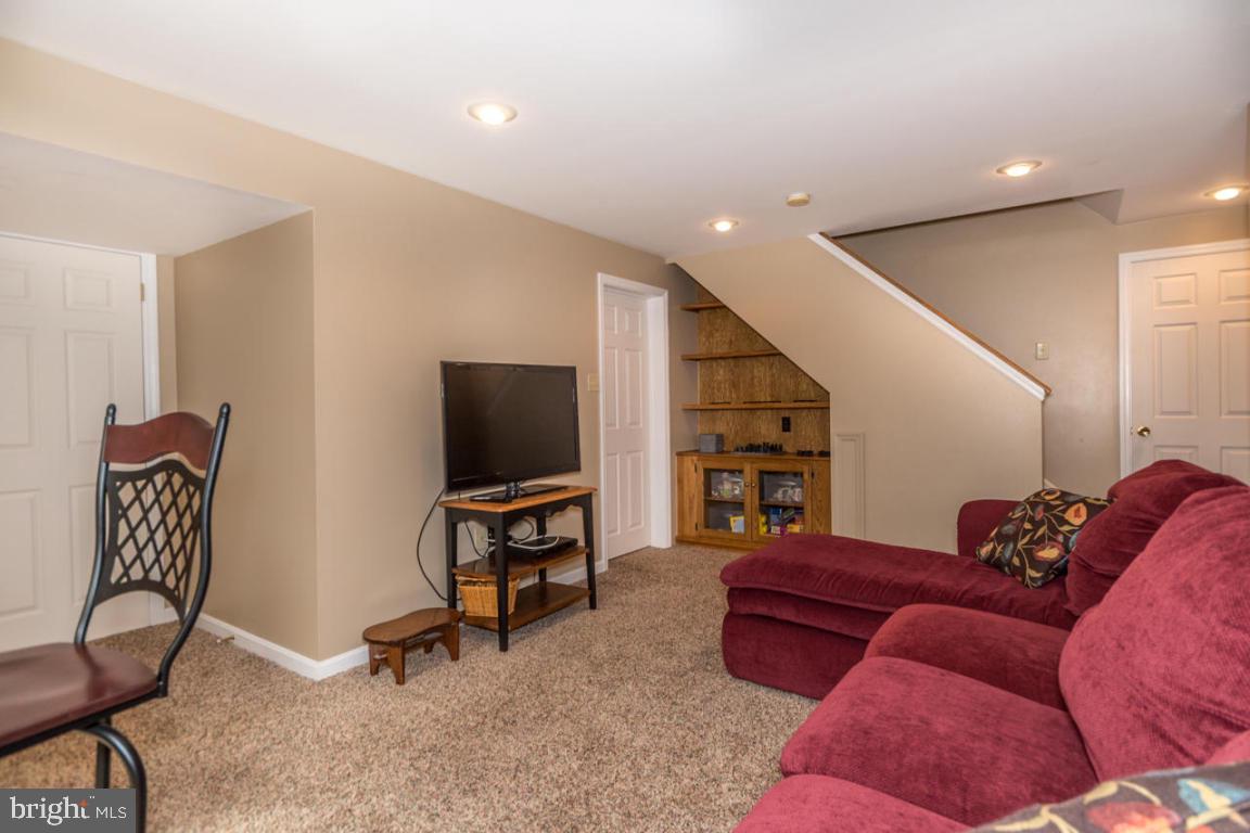 TANGLEWOOD - Residential