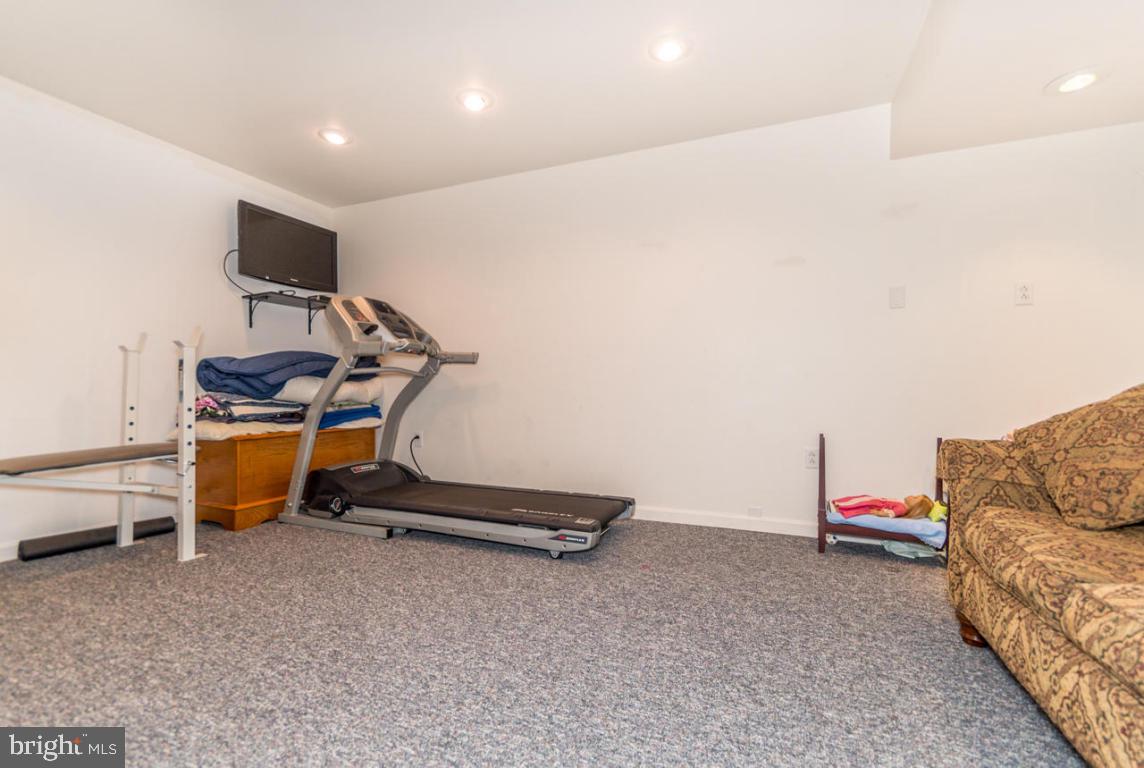 TANGLEWOOD - Residential