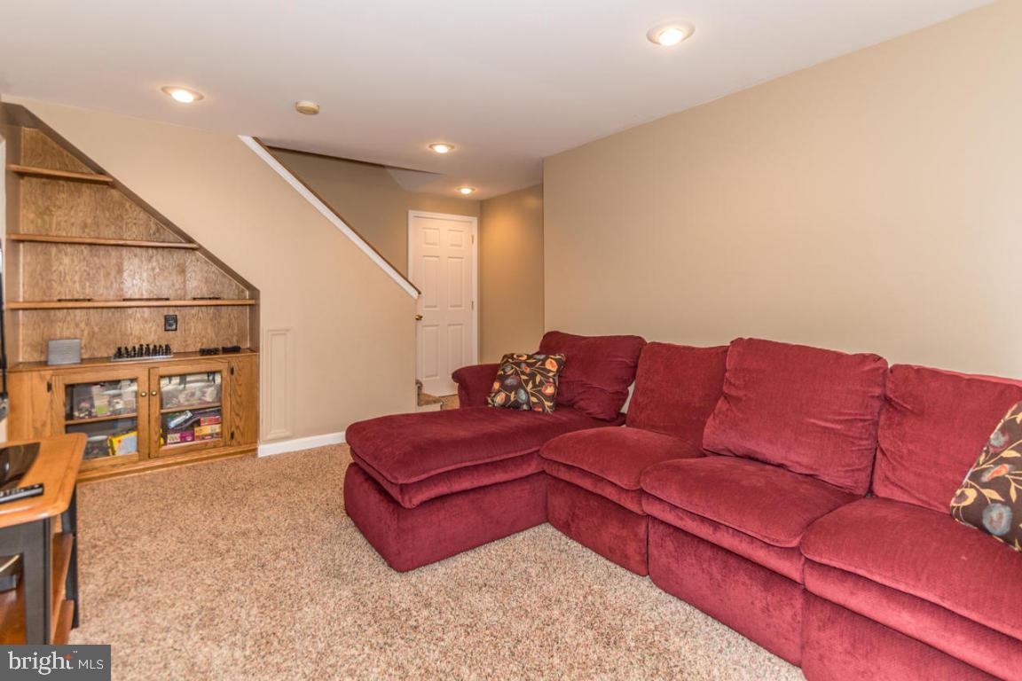 TANGLEWOOD - Residential