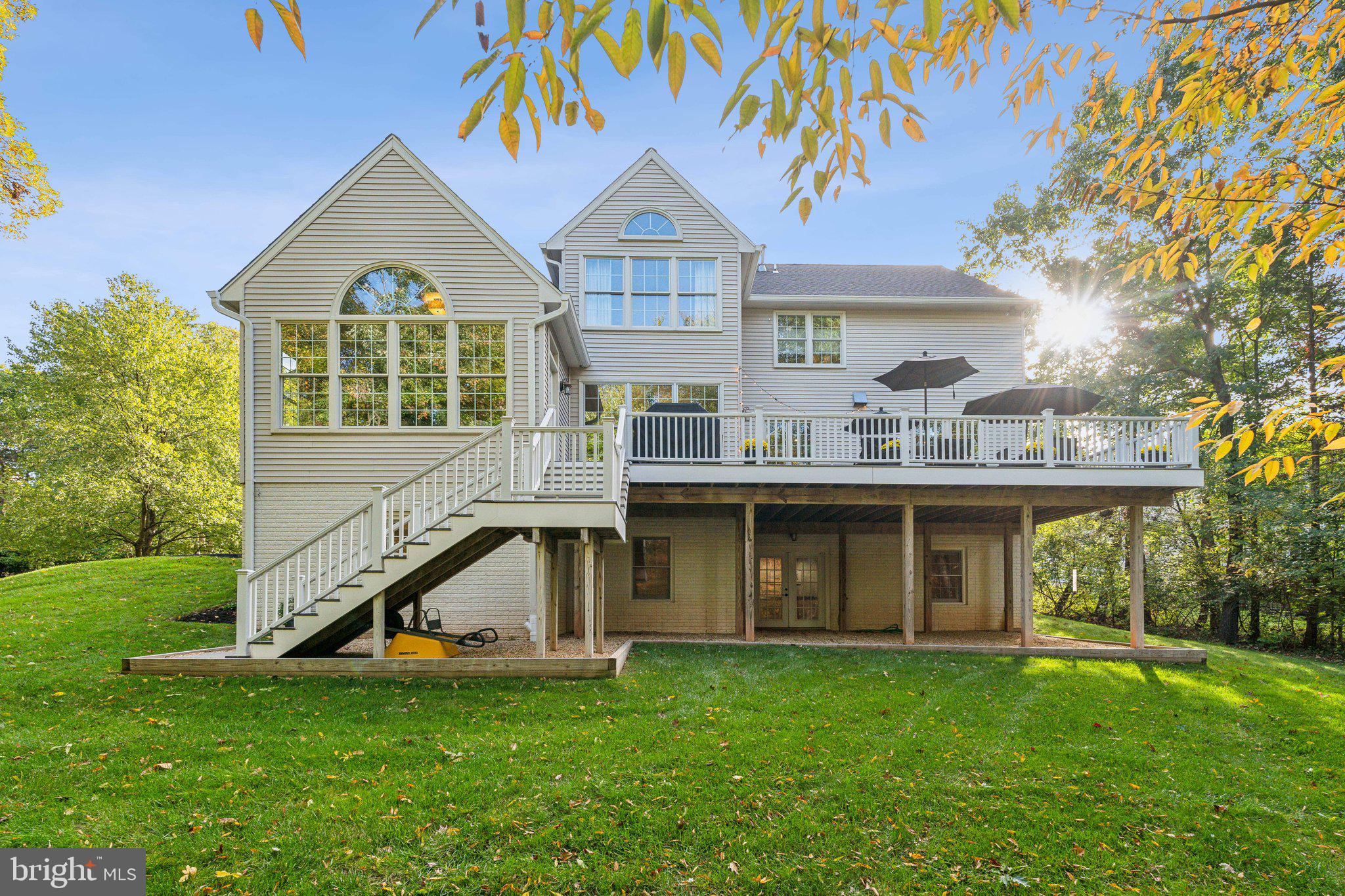 GRAND HAMPTONS II - Residential