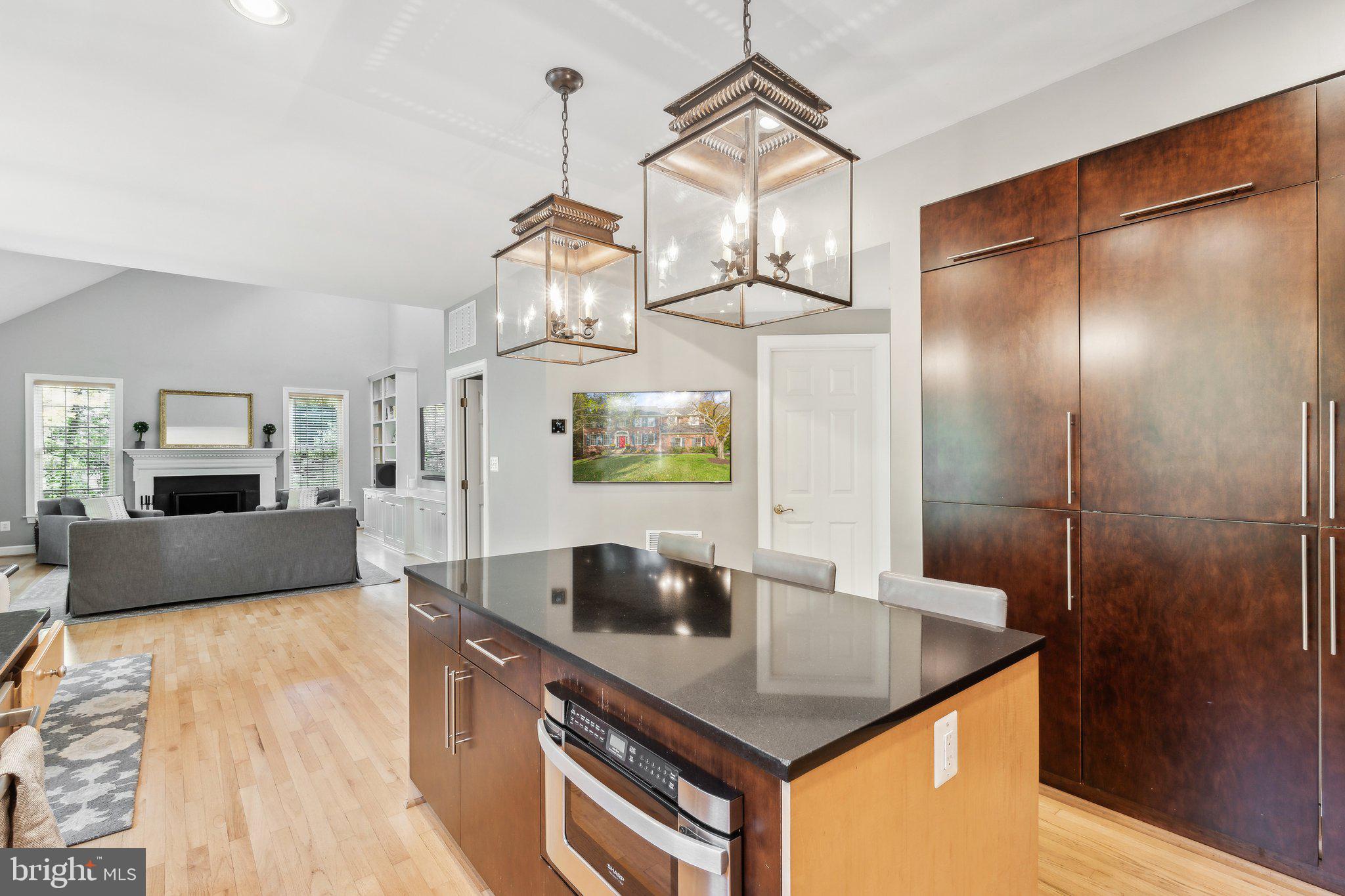 GRAND HAMPTONS II - Residential