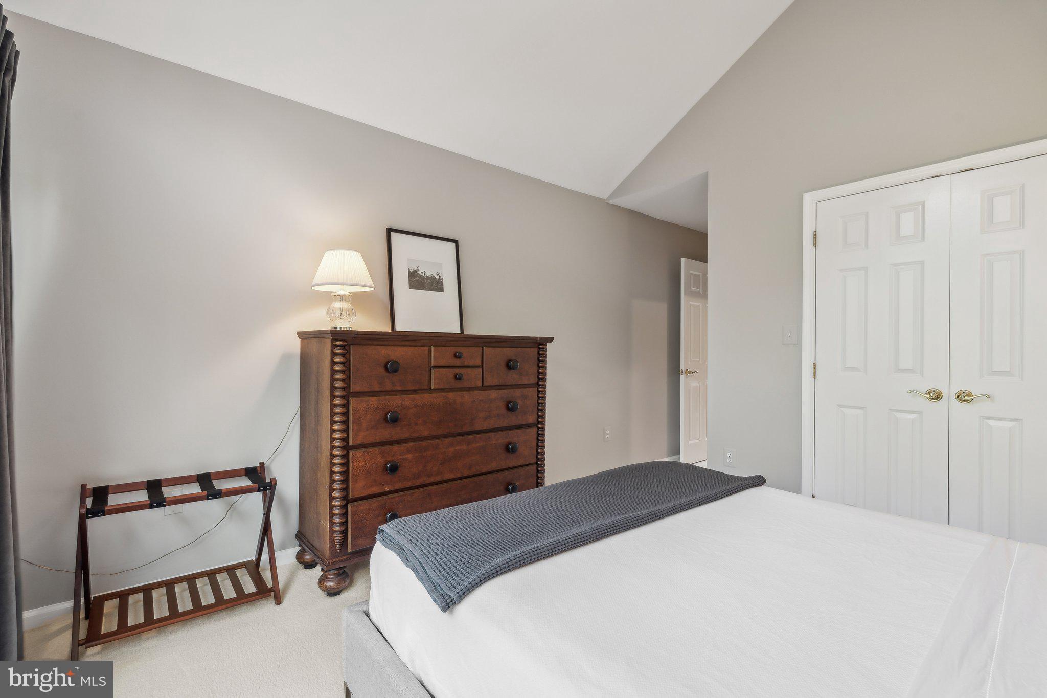 GRAND HAMPTONS II - Residential