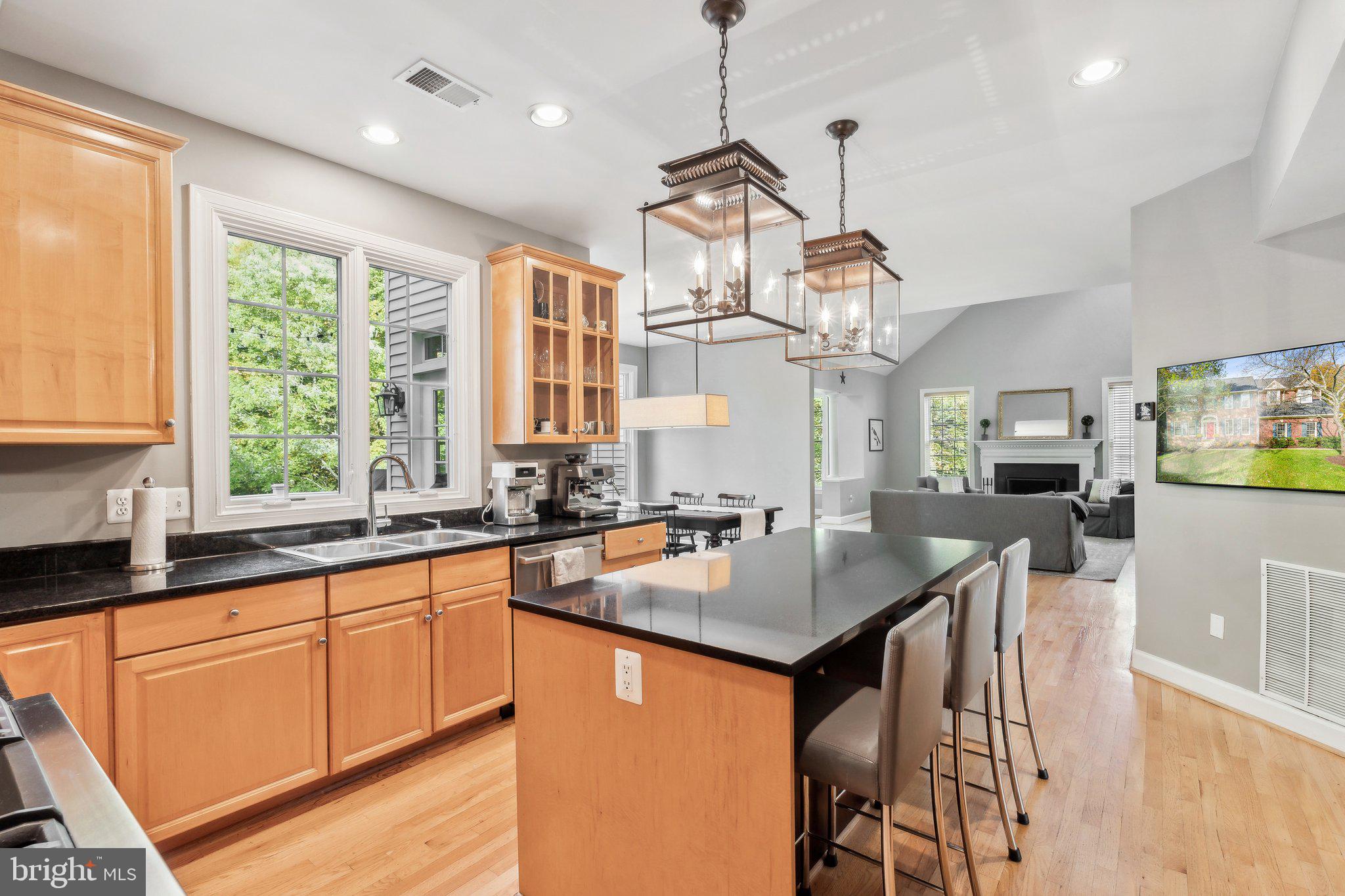 GRAND HAMPTONS II - Residential