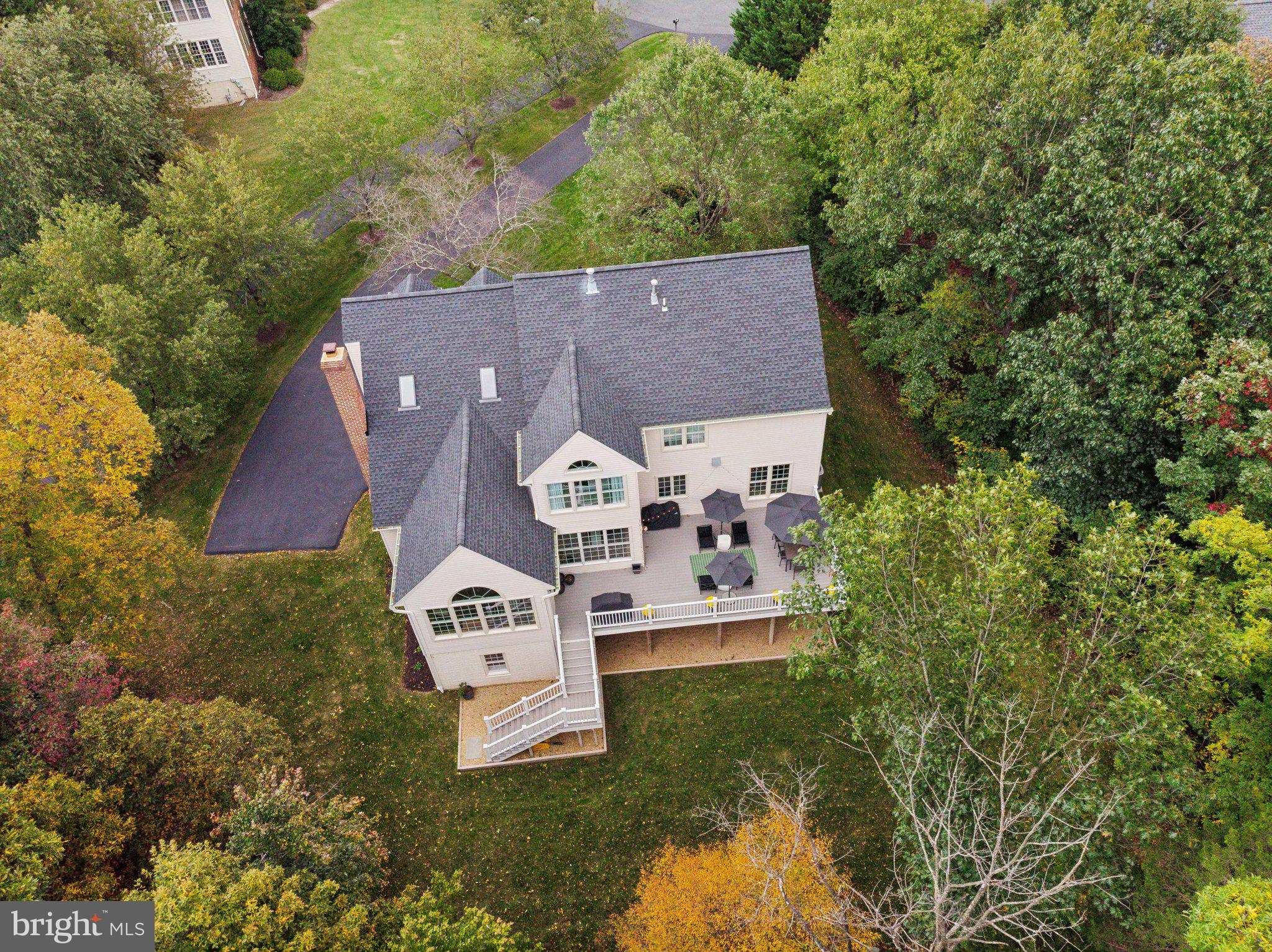 GRAND HAMPTONS II - Residential