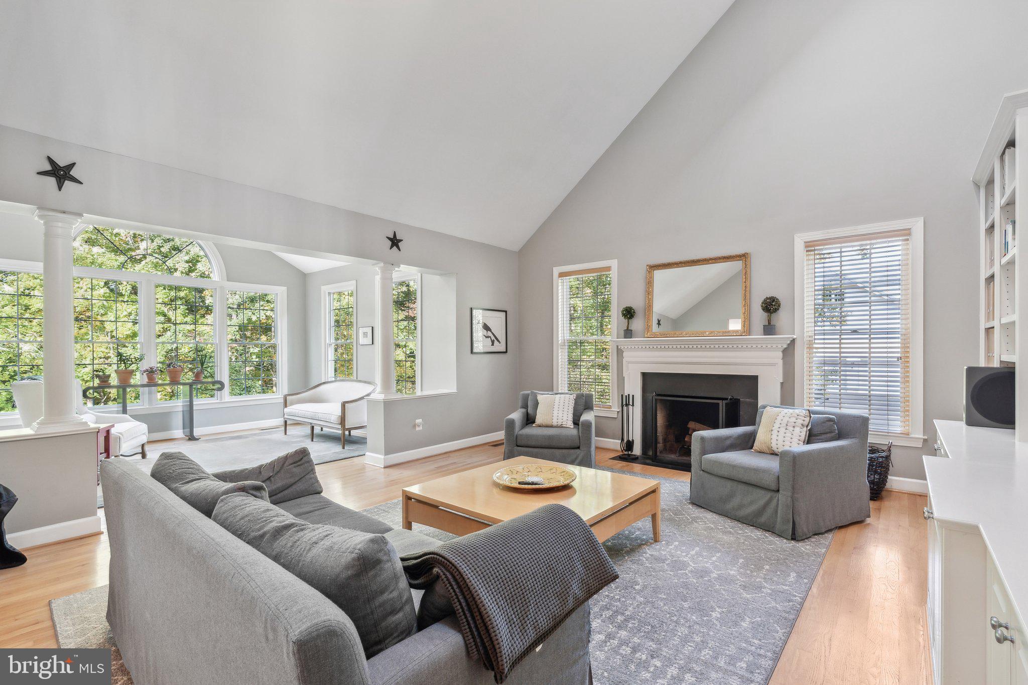 GRAND HAMPTONS II - Residential