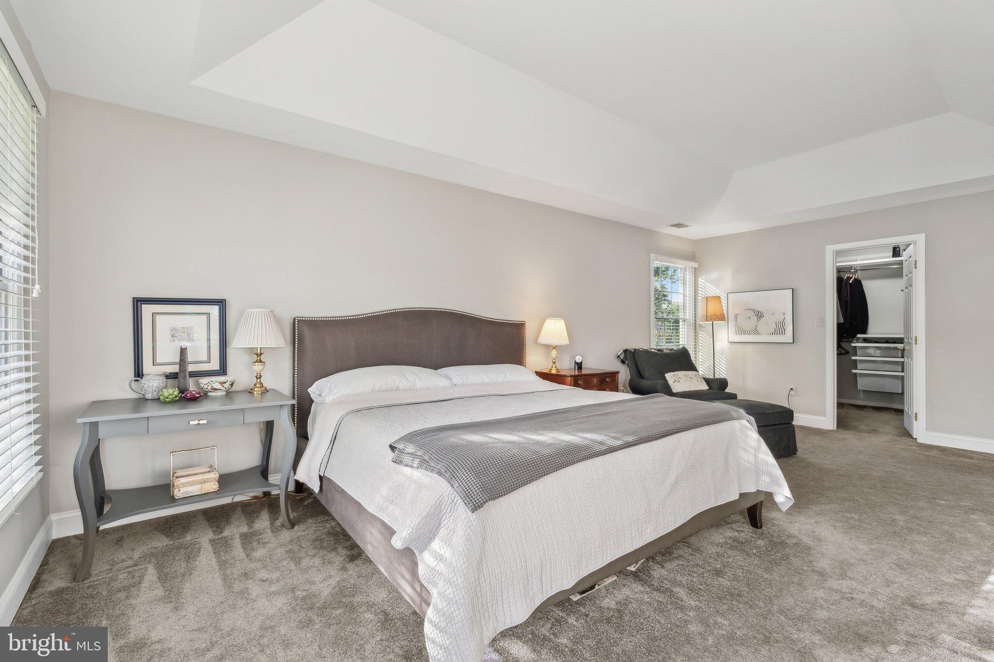 GRAND HAMPTONS II - Residential