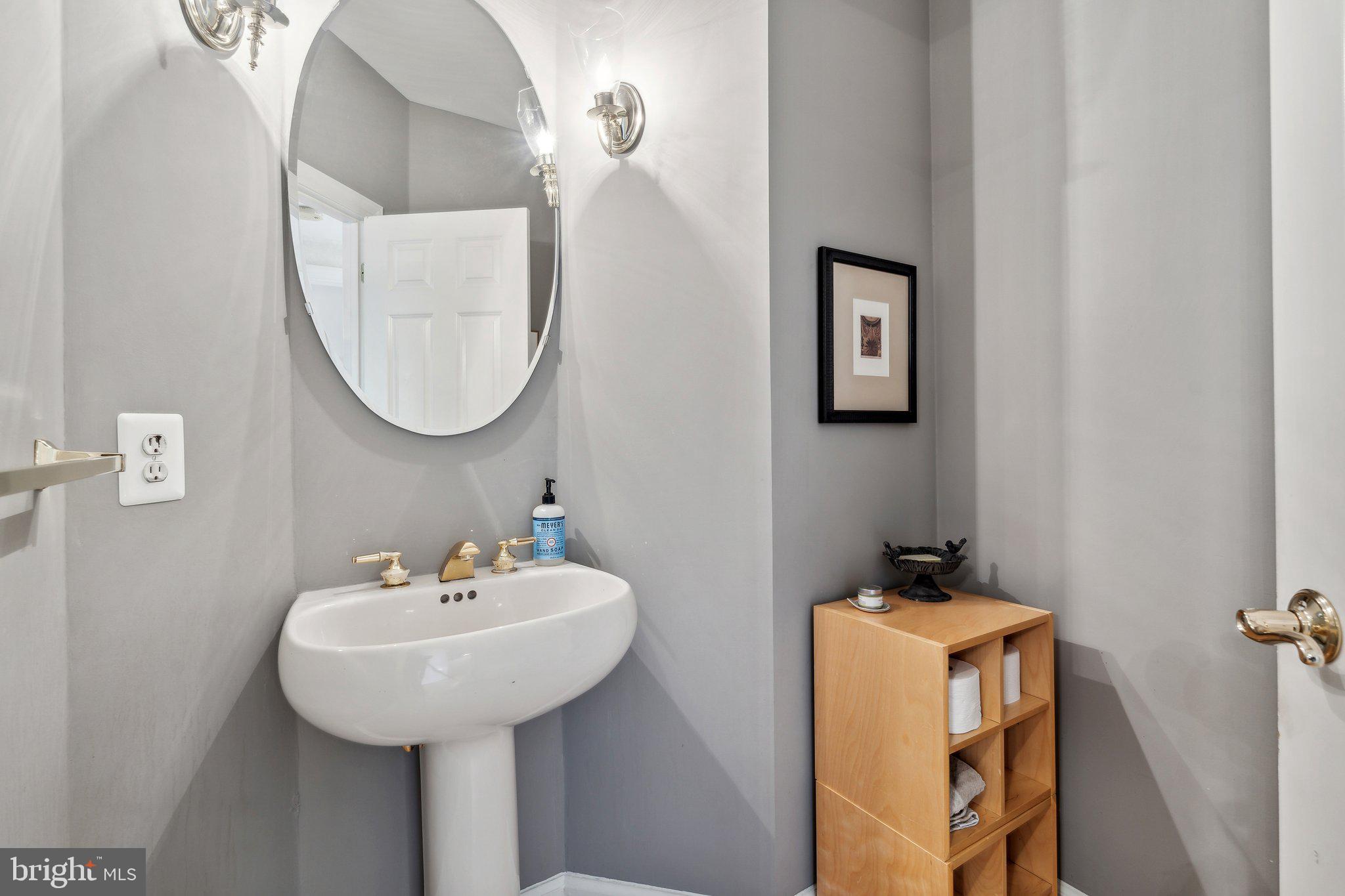 GRAND HAMPTONS II - Residential