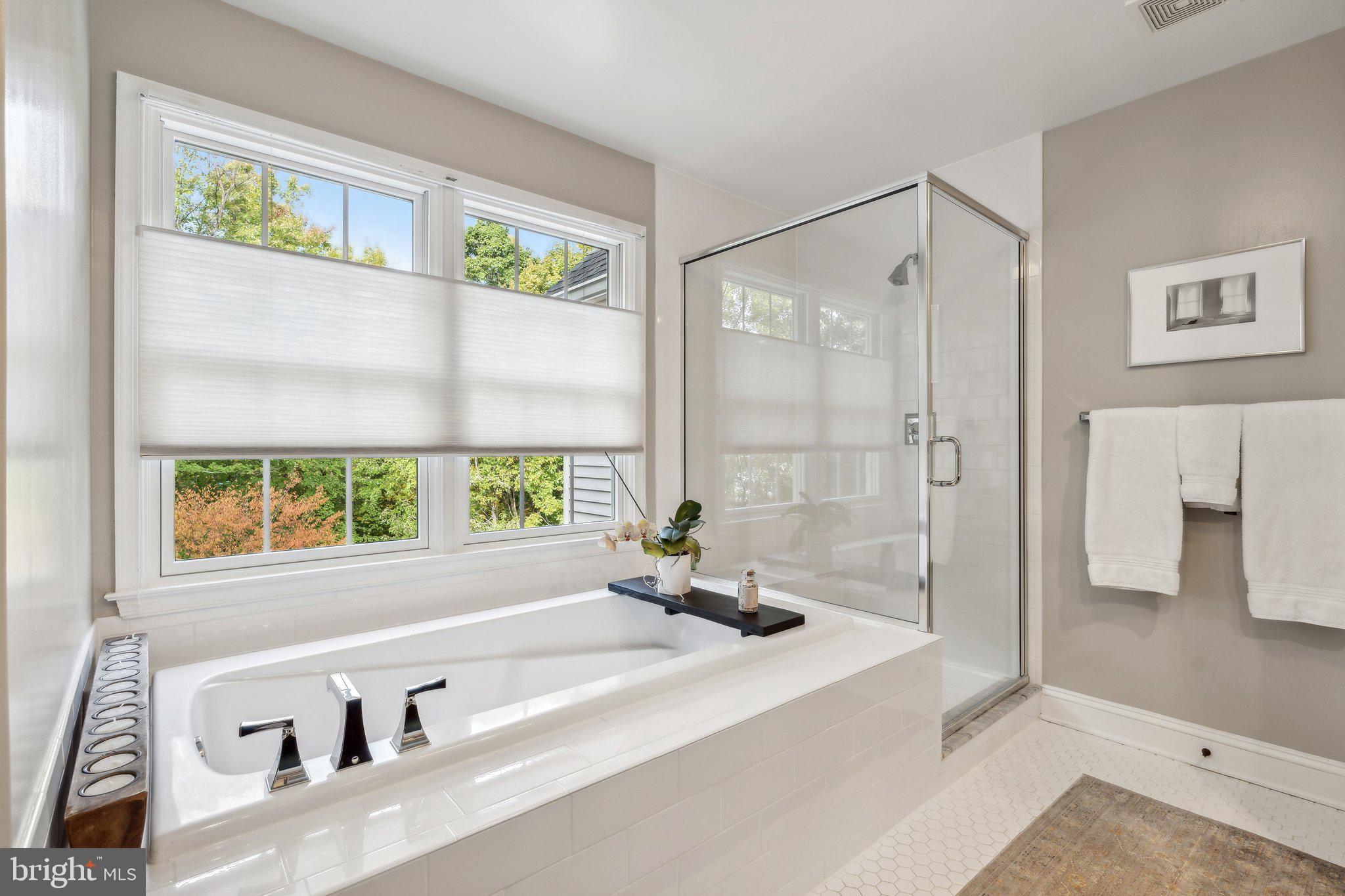 GRAND HAMPTONS II - Residential