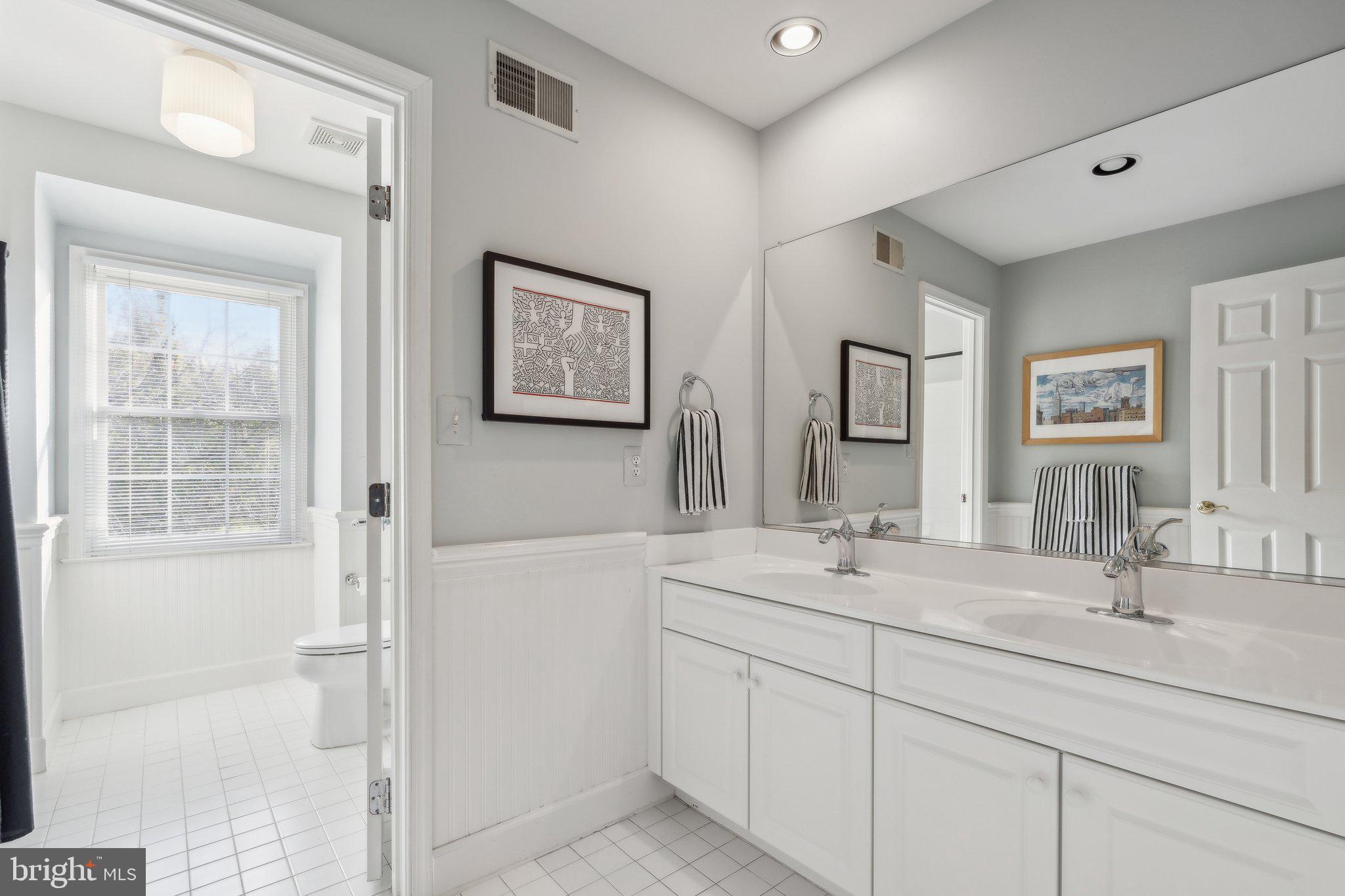 GRAND HAMPTONS II - Residential