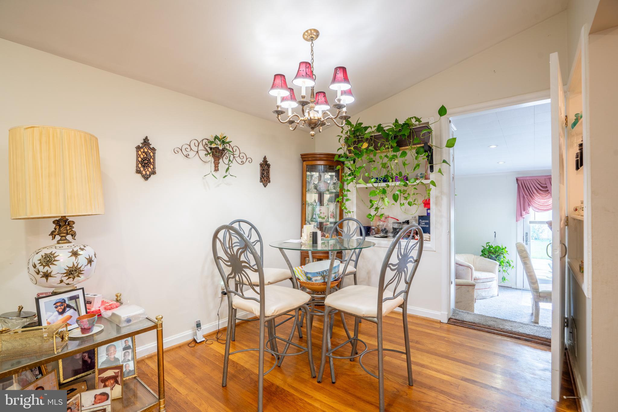 GREENWOOD KNOLLS - Residential