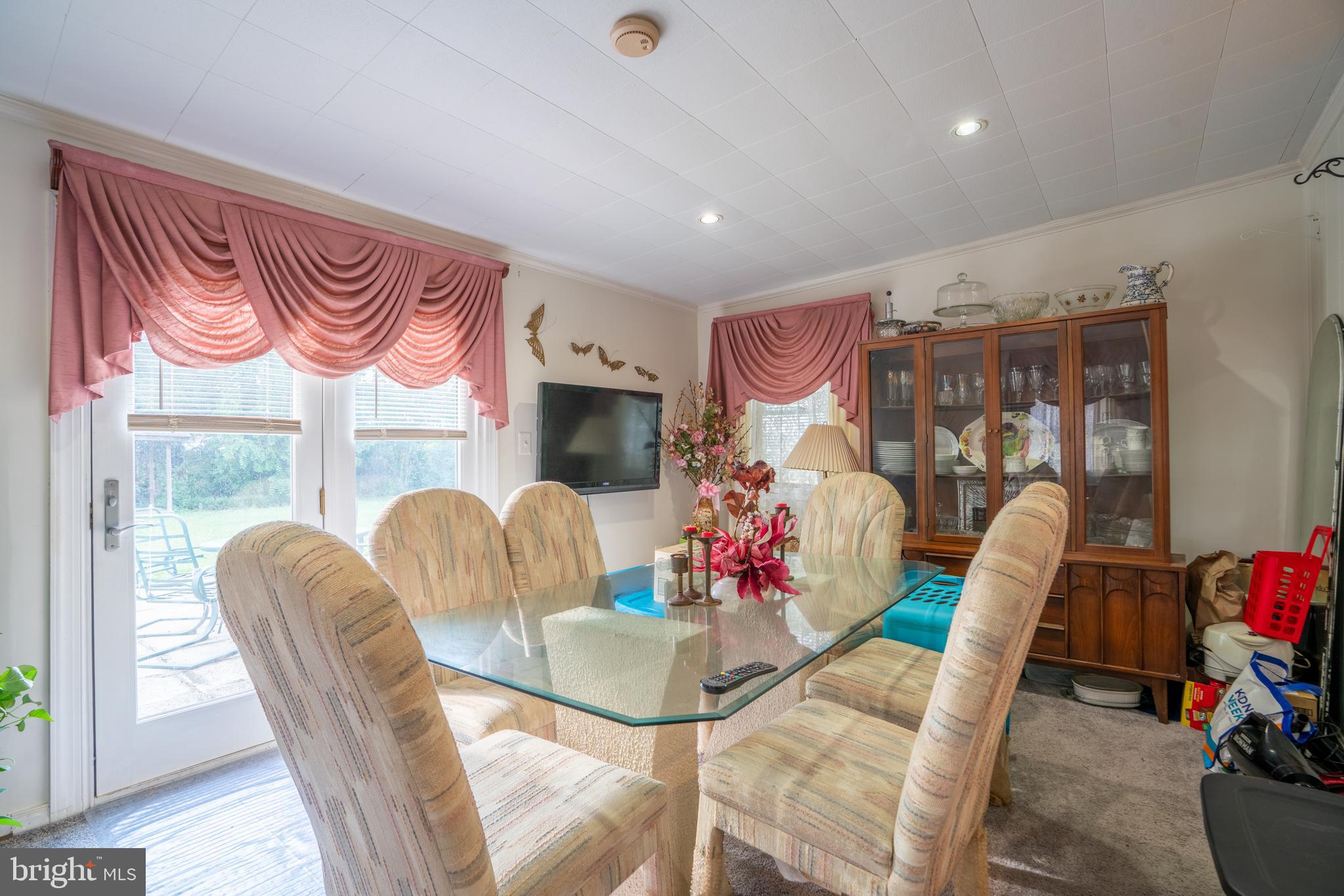 GREENWOOD KNOLLS - Residential