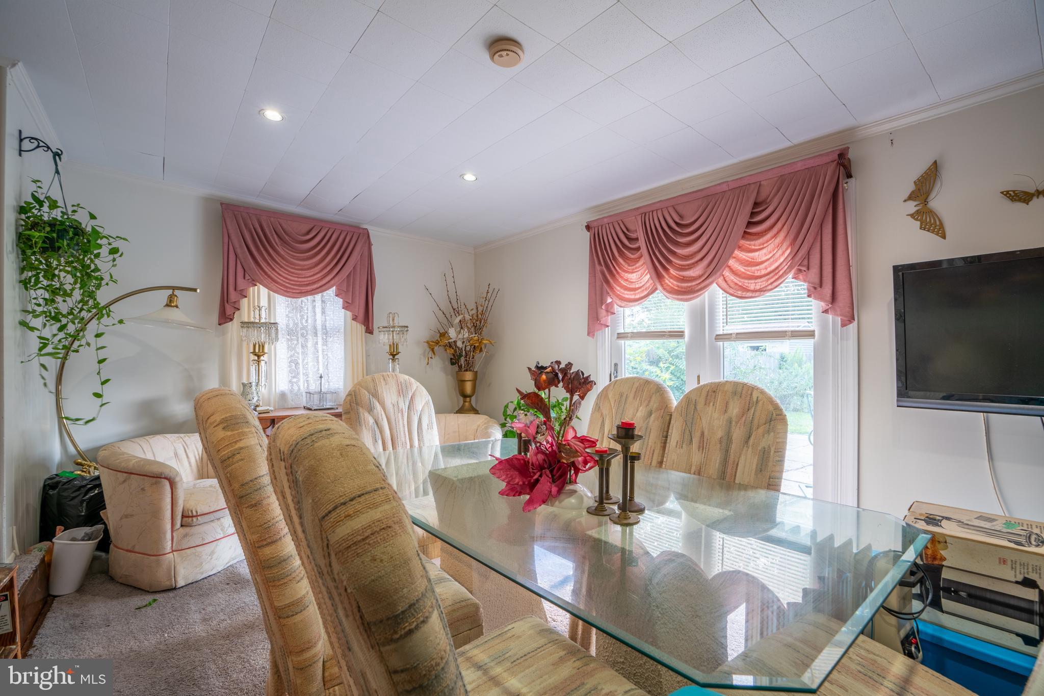 GREENWOOD KNOLLS - Residential