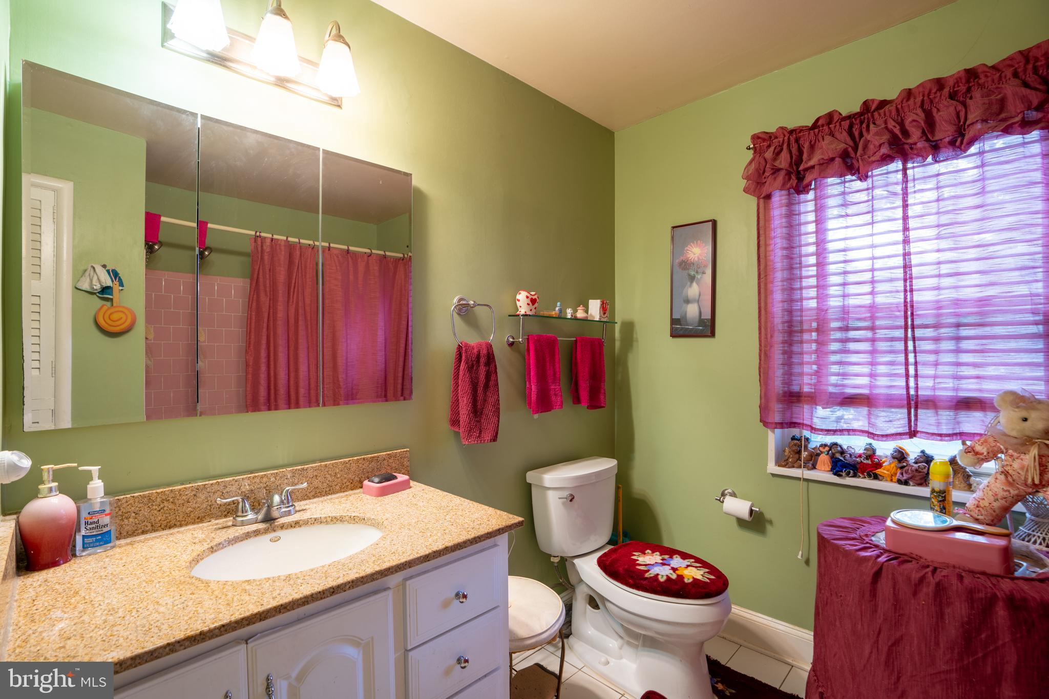 GREENWOOD KNOLLS - Residential