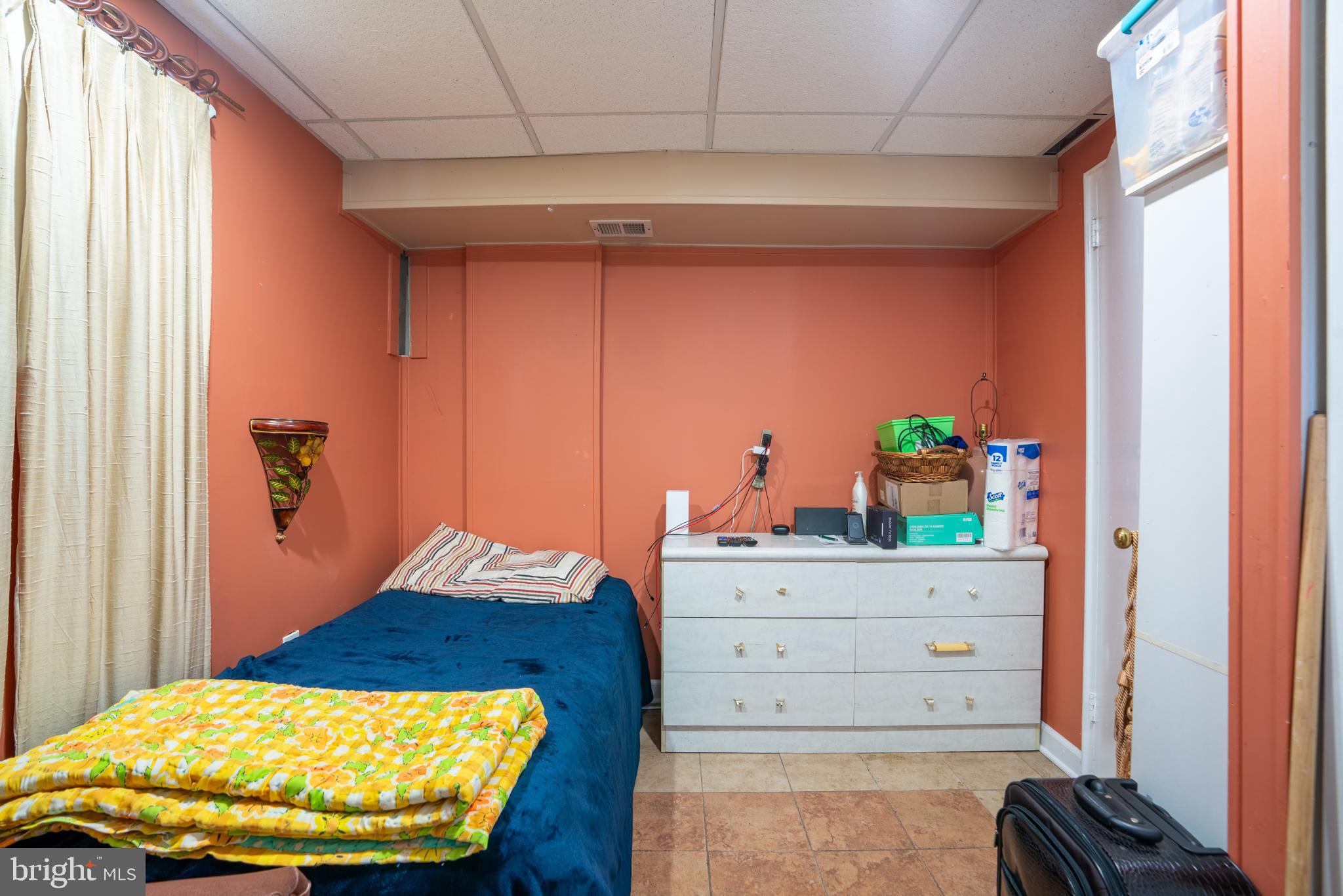 GREENWOOD KNOLLS - Residential