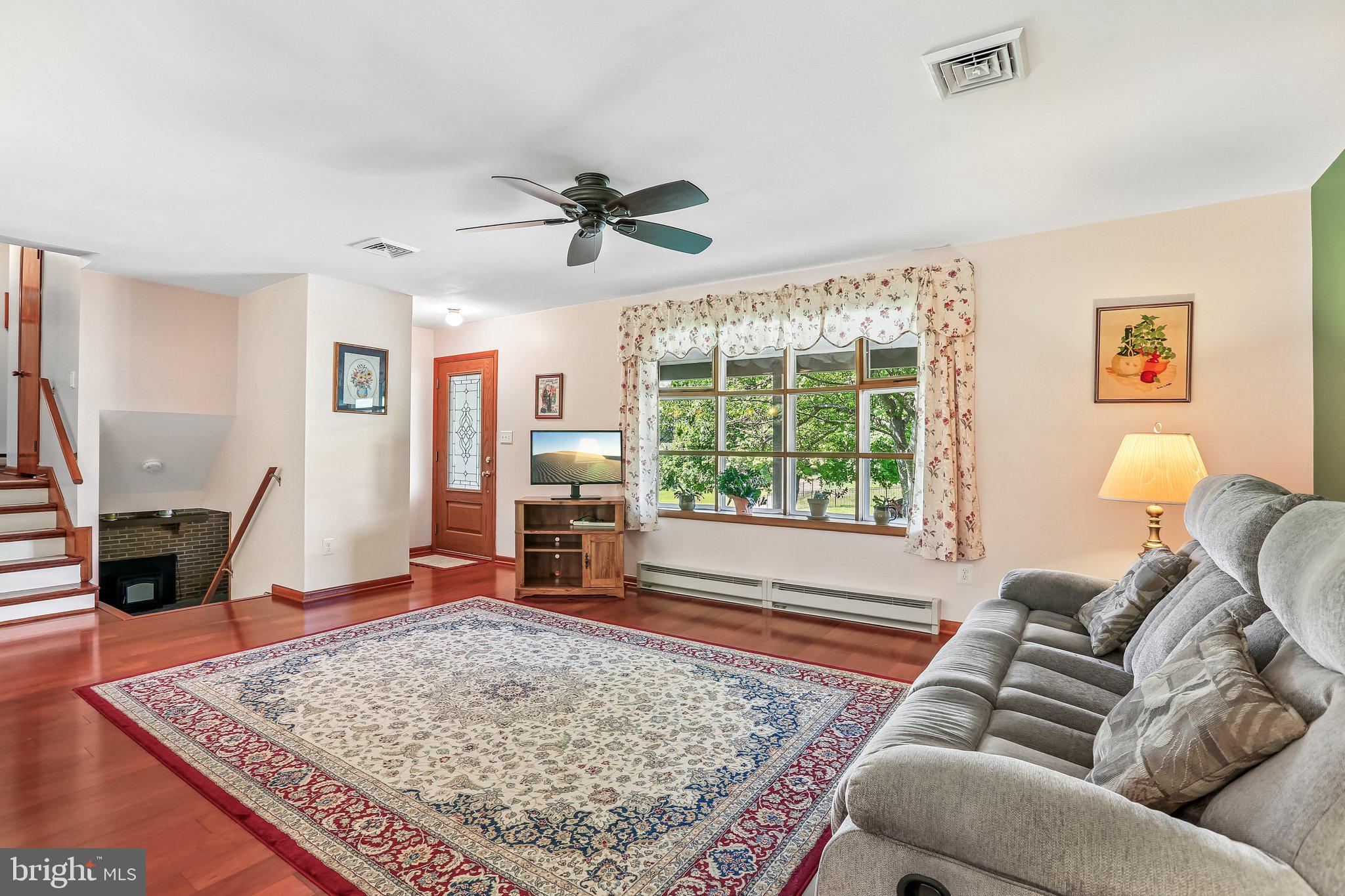 LONDON BRIDGE ESTATES - Residential