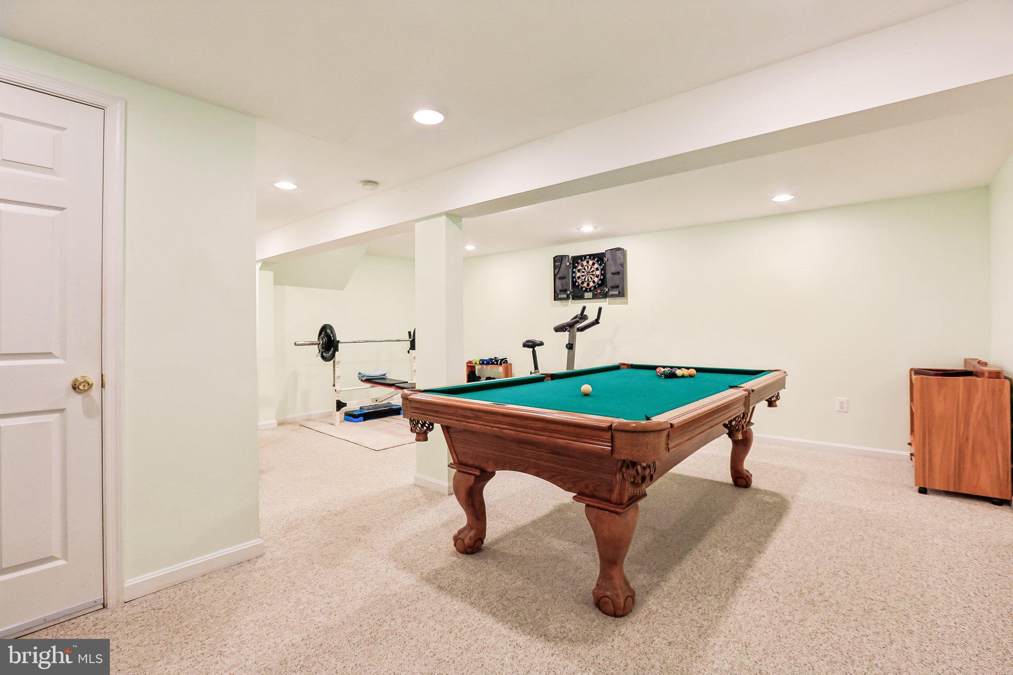 LONDON BRIDGE ESTATES - Residential