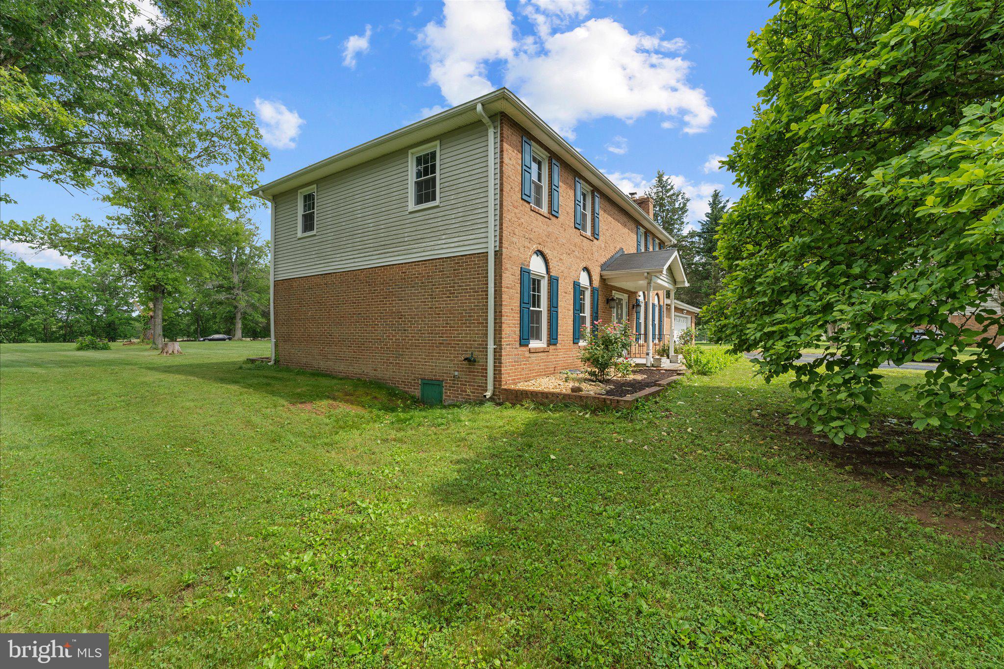 2611 ALVEY DRIVE
