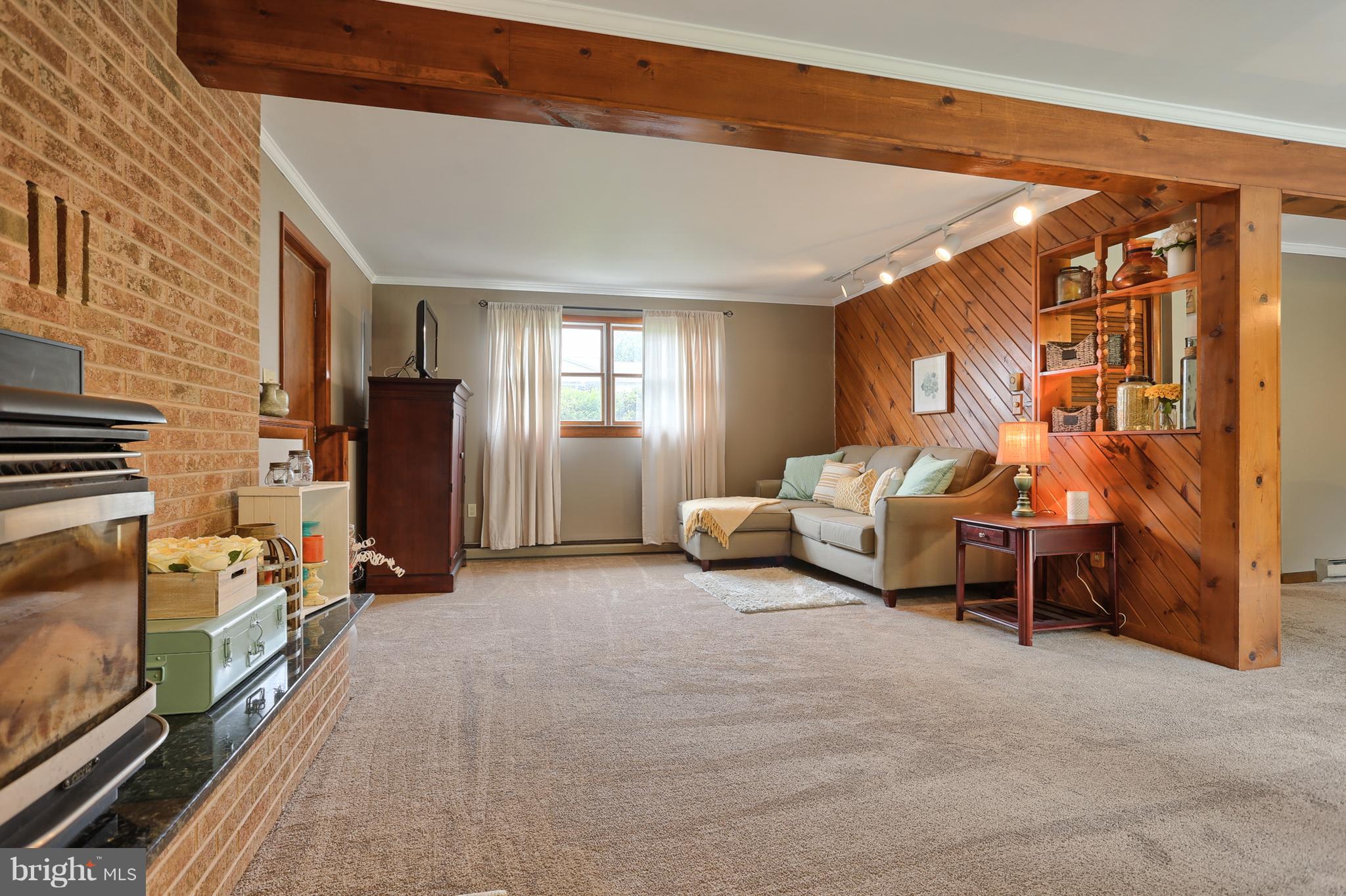 CENTENNIAL ACRES - Residential