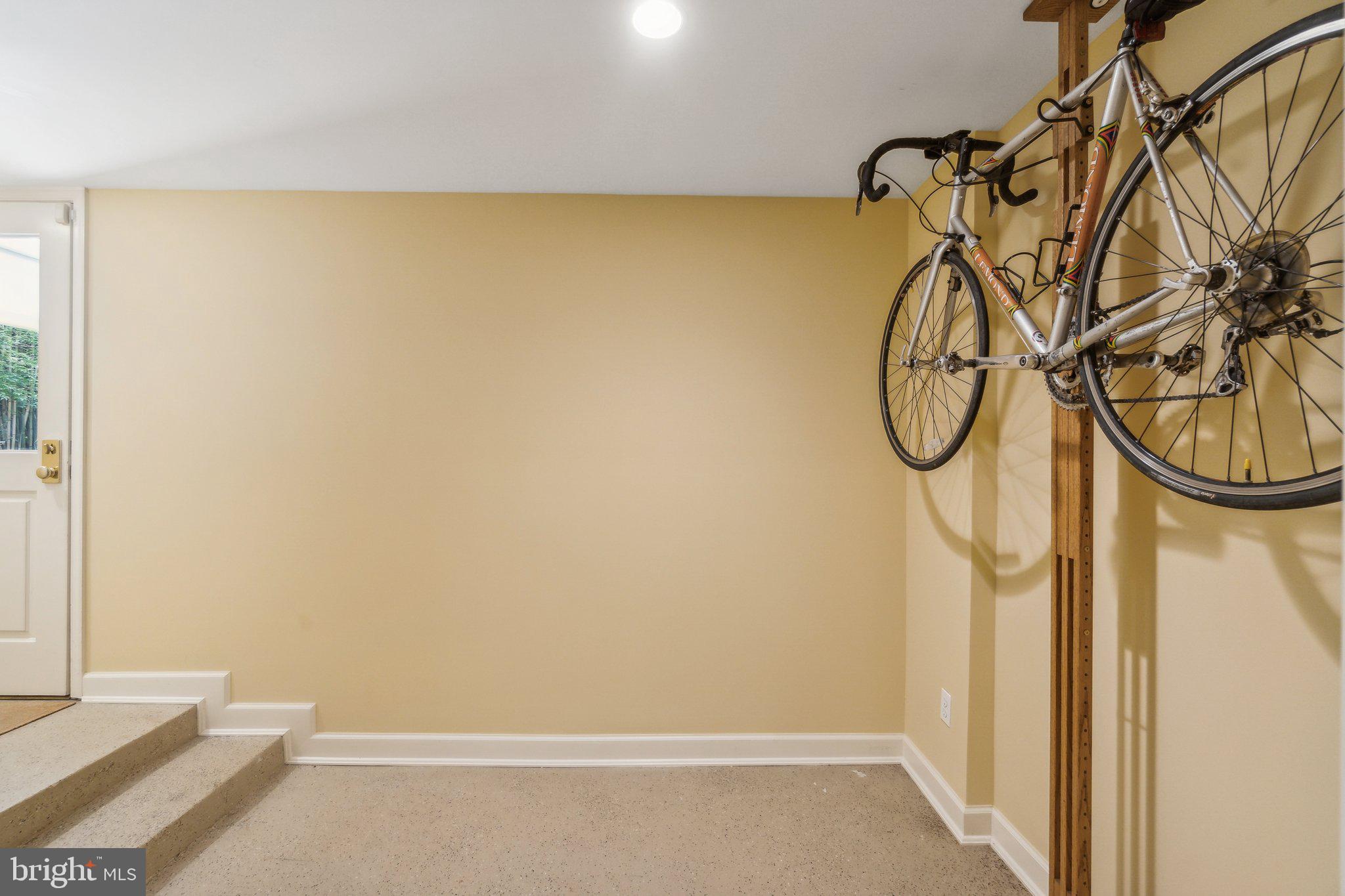 SOMERSET - Residential