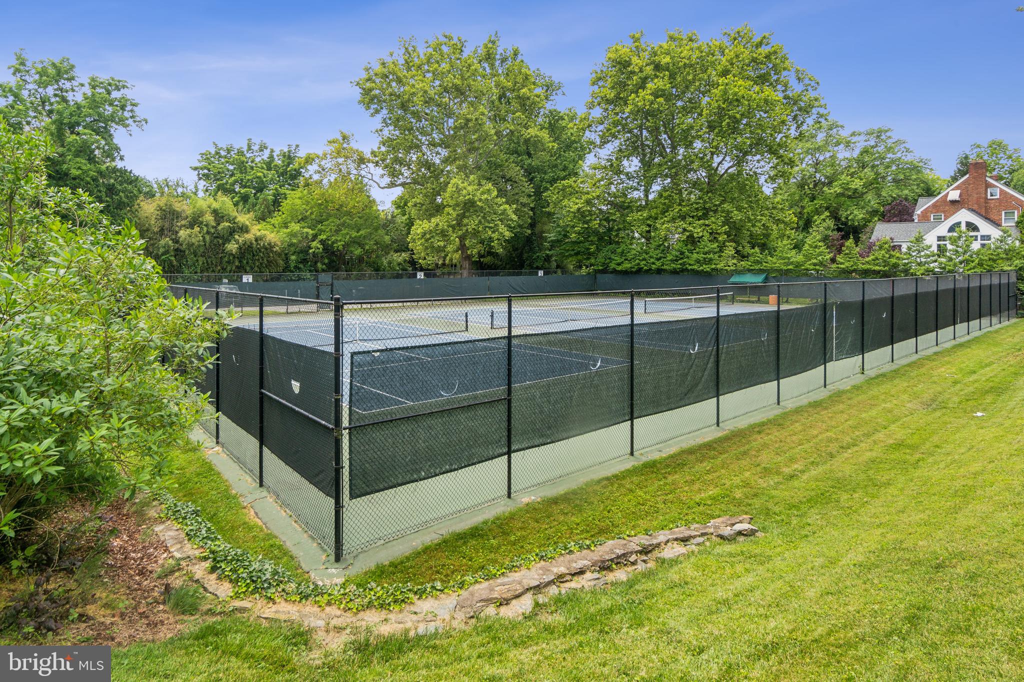 SOMERSET - Residential